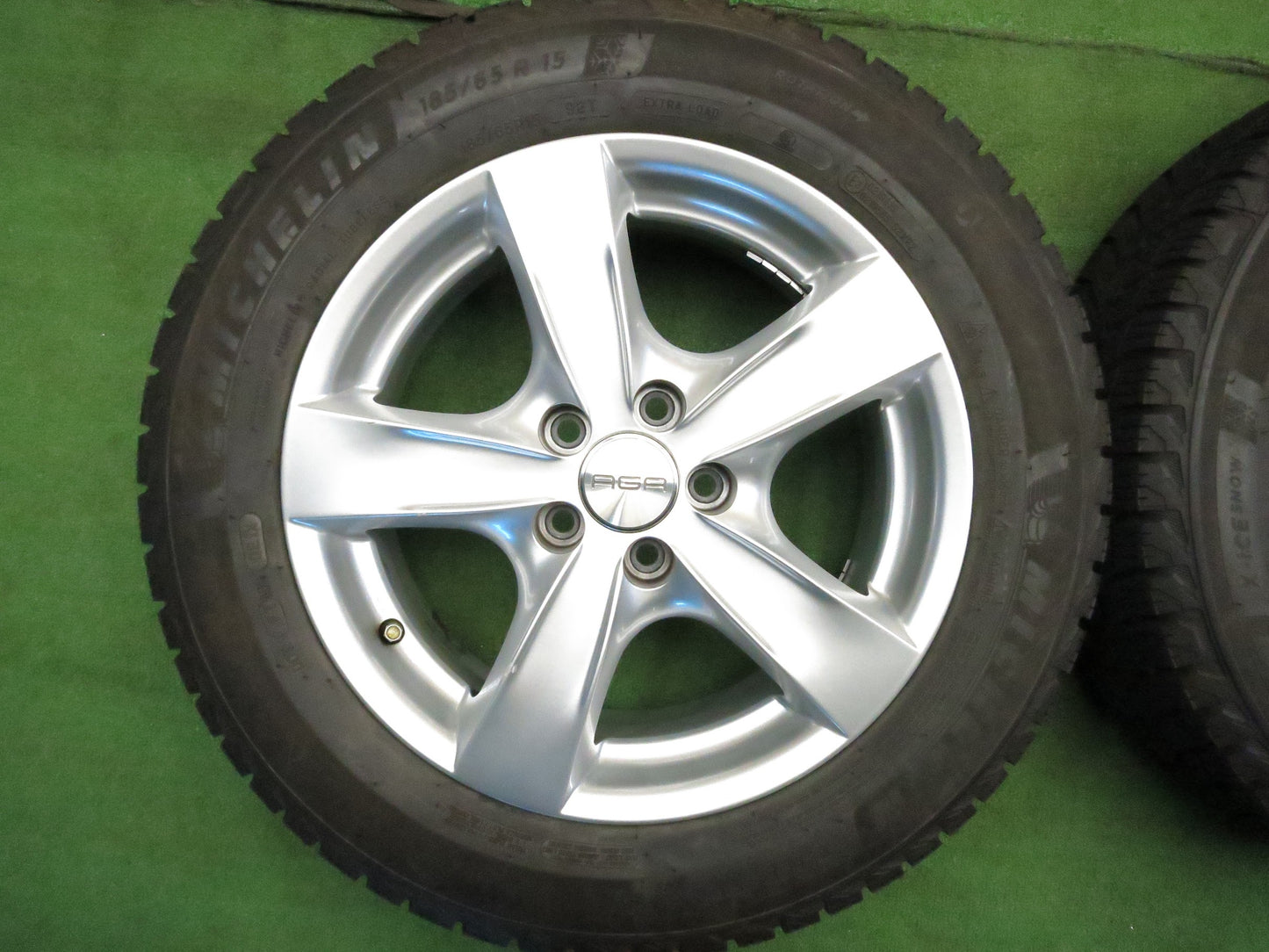 [送料無料]超バリ溝！20年！ほぼ10分★スタッドレス 185/65R15 AGA ミシュラン X-ICE SNOW 15インチ PCD100/5H★3010607Hス
