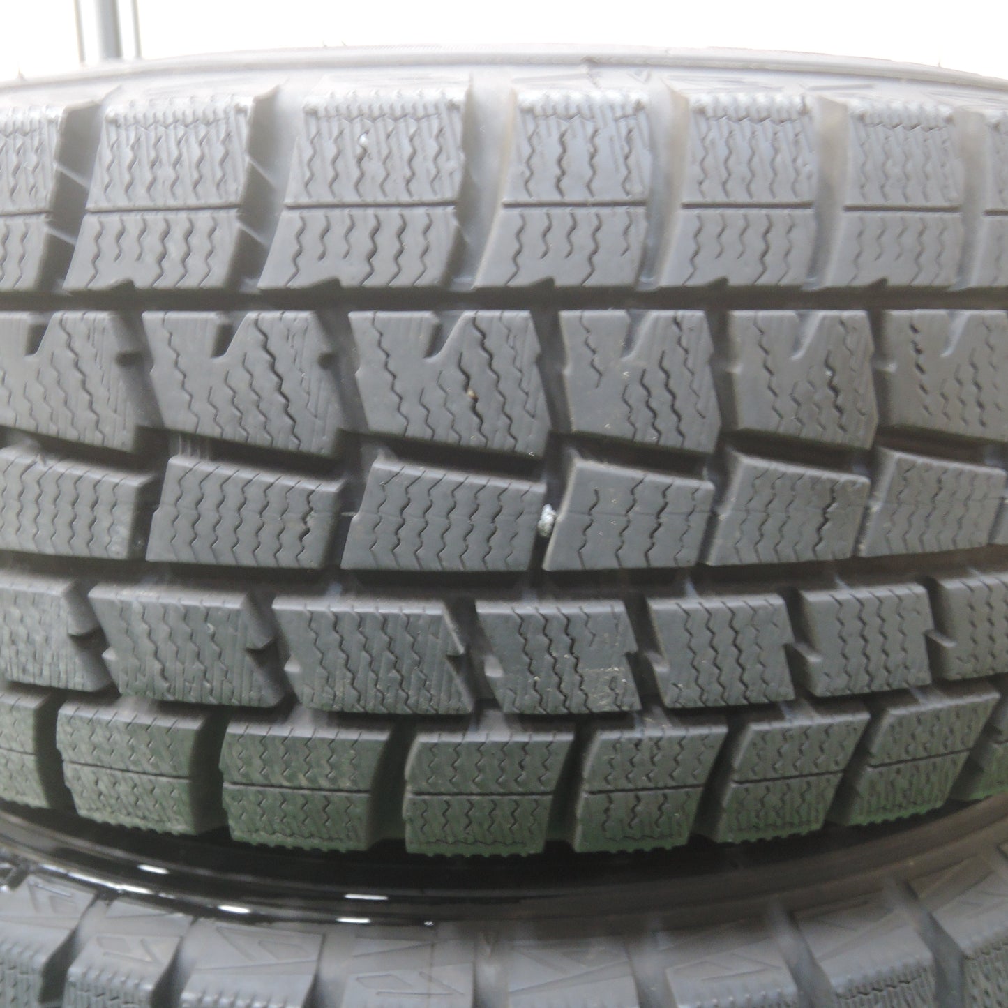*送料無料*バリ溝！キレイ！9.5分以上★スタッドレス 175/70R14 ダンロップ ウインターマックス WM01 MANARAY SPORT マナレイ 14インチ PCD100/4H★3121302SYス