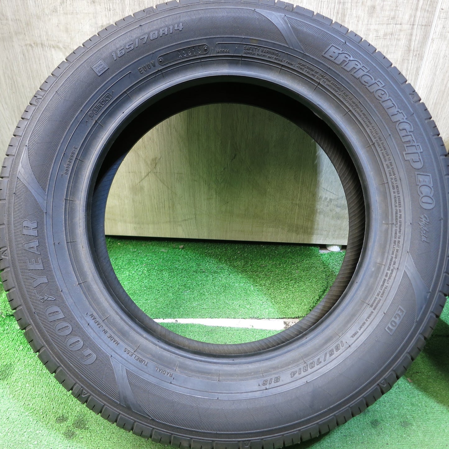 [送料無料]未使用★165/70R14 グッドイヤー EfficientGrip ECO hybrid EG01 タイヤ 14インチ アクア マーチ ヴィッツ 等★3060909Hノタ