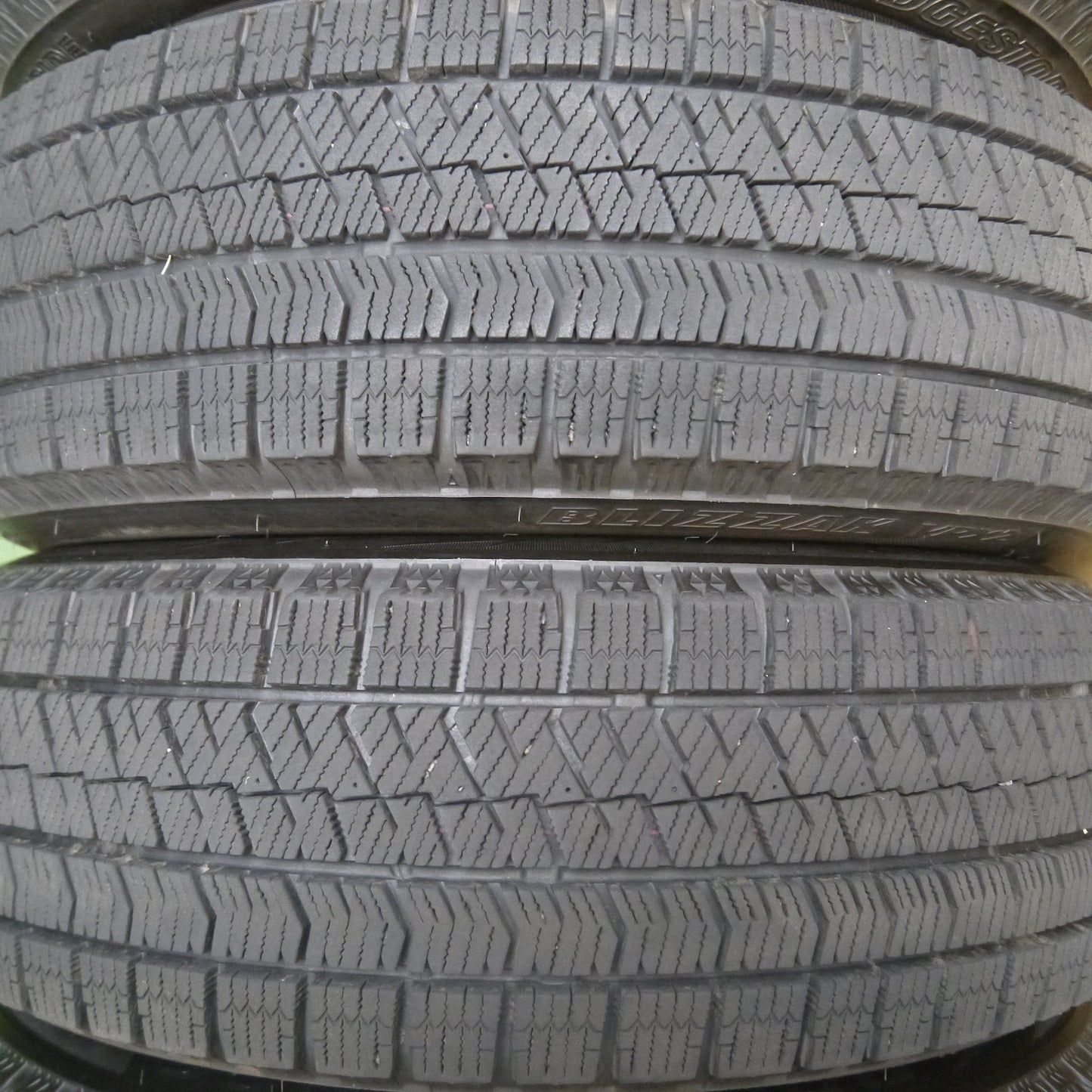 [送料無料]バリ溝！19年！キレイ！9.5分★スタッドレス 175/65R14 ブリヂストン ブリザック VRX2 PREO プレオ 14インチ PCD100/4H★3063011Hス