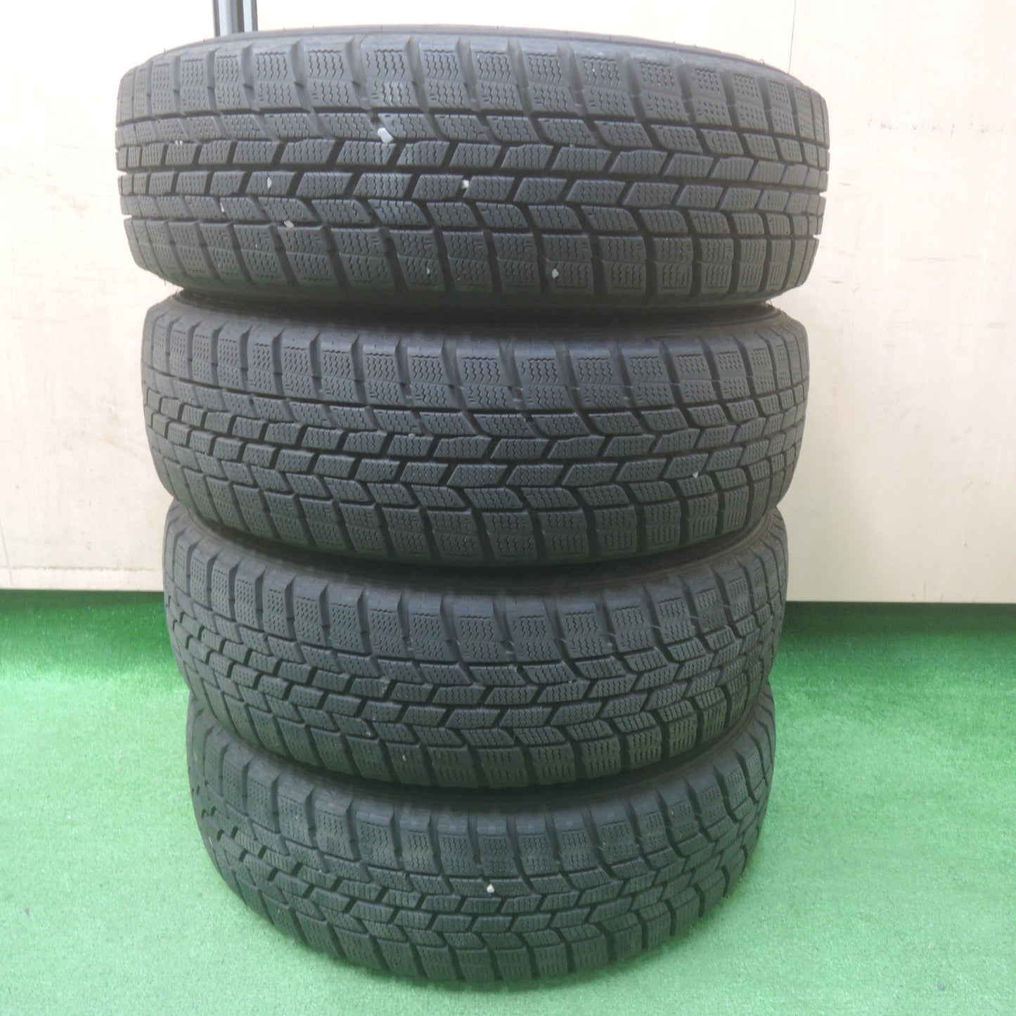 *送料無料*バリ溝！キレイ！9分★スタッドレス 165/65R14 グッドイヤー アイスナビ6 ravrion LUMIERE ラブリオン 14インチ PCD100/4H★4011906SYス