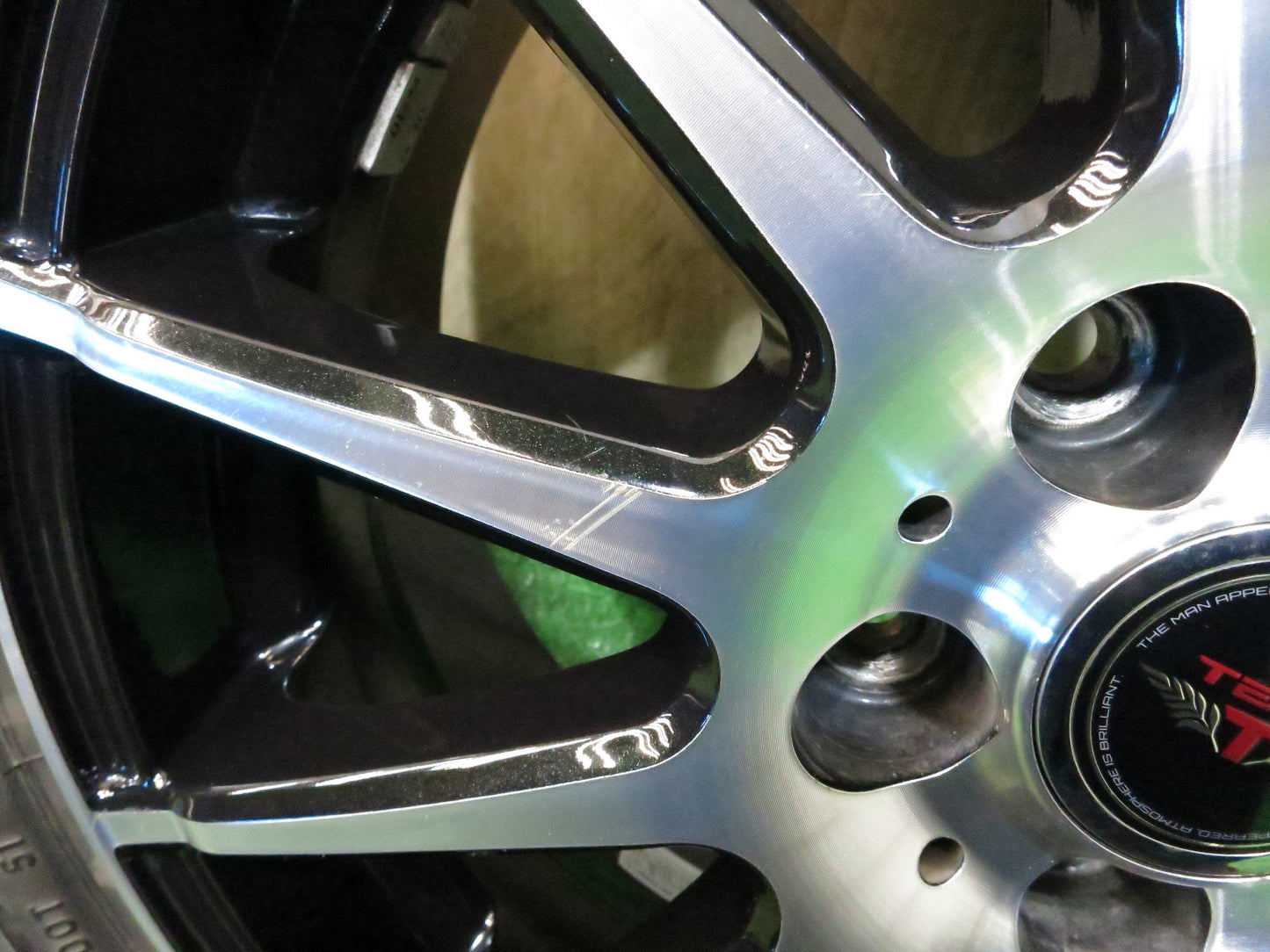 [送料無料]4本価格★スタッドレス 185/60R15 ピレリ アイスアシンメトリコ TEAD weds テッド 15インチ PCD100/5H シエンタ 等★3011808Hス