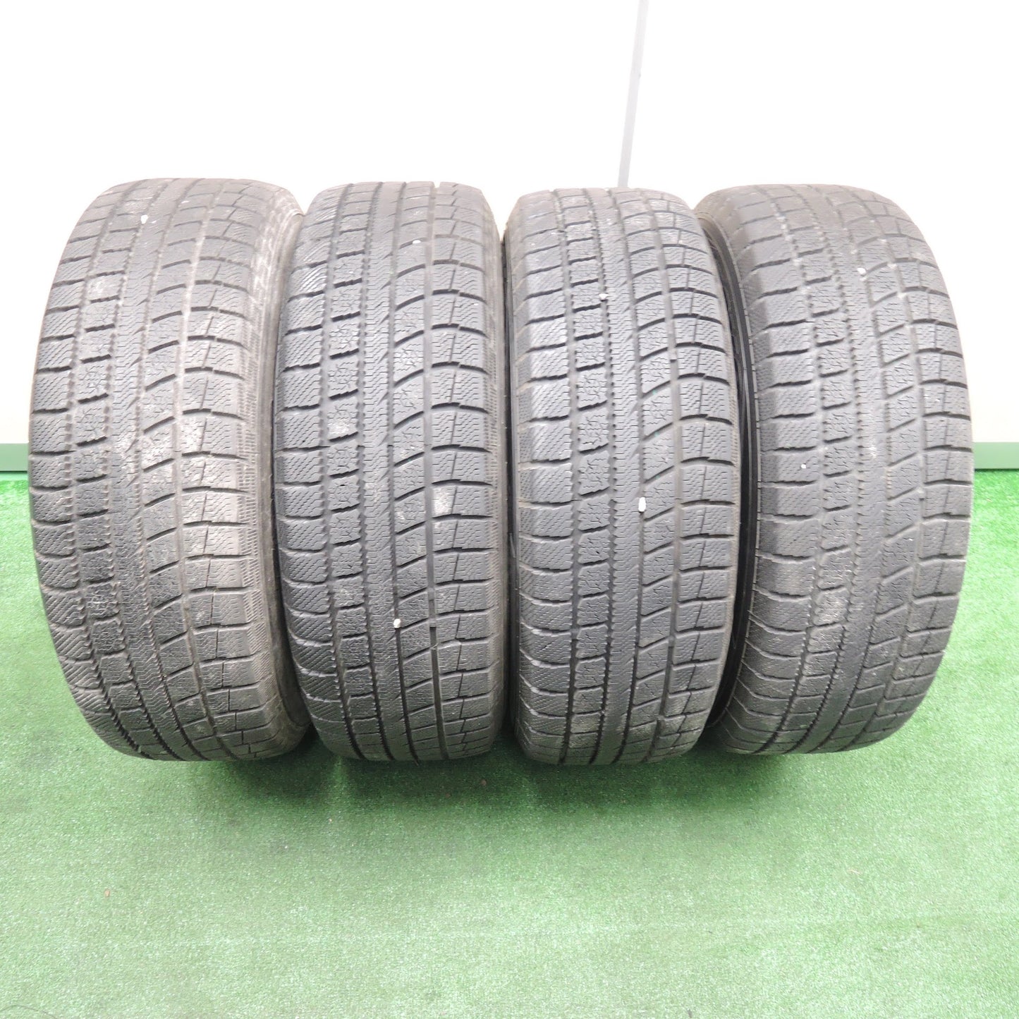 [送料無料]バリ溝！9.5分★トヨタ KOSEI 光生 205/65R16 スタッドレス トーヨー ウインタートランパス MK3 16インチ 114.3/4H 5H マルチ★3110504TNノ