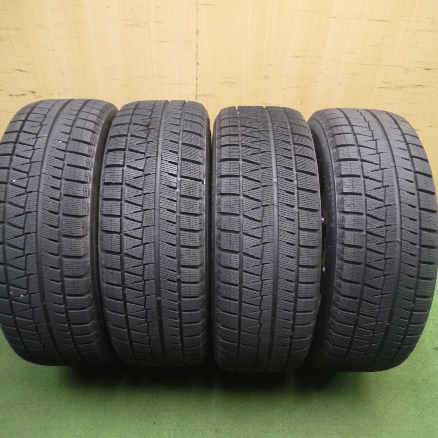 *送料無料* バリ溝！22年！9.5分★86 BRZ等 CROSS SPEED 215/45R17 スタッドレス ブリヂストン アイスパートナー2 クロススピード PCD100/5H★4021904Hス