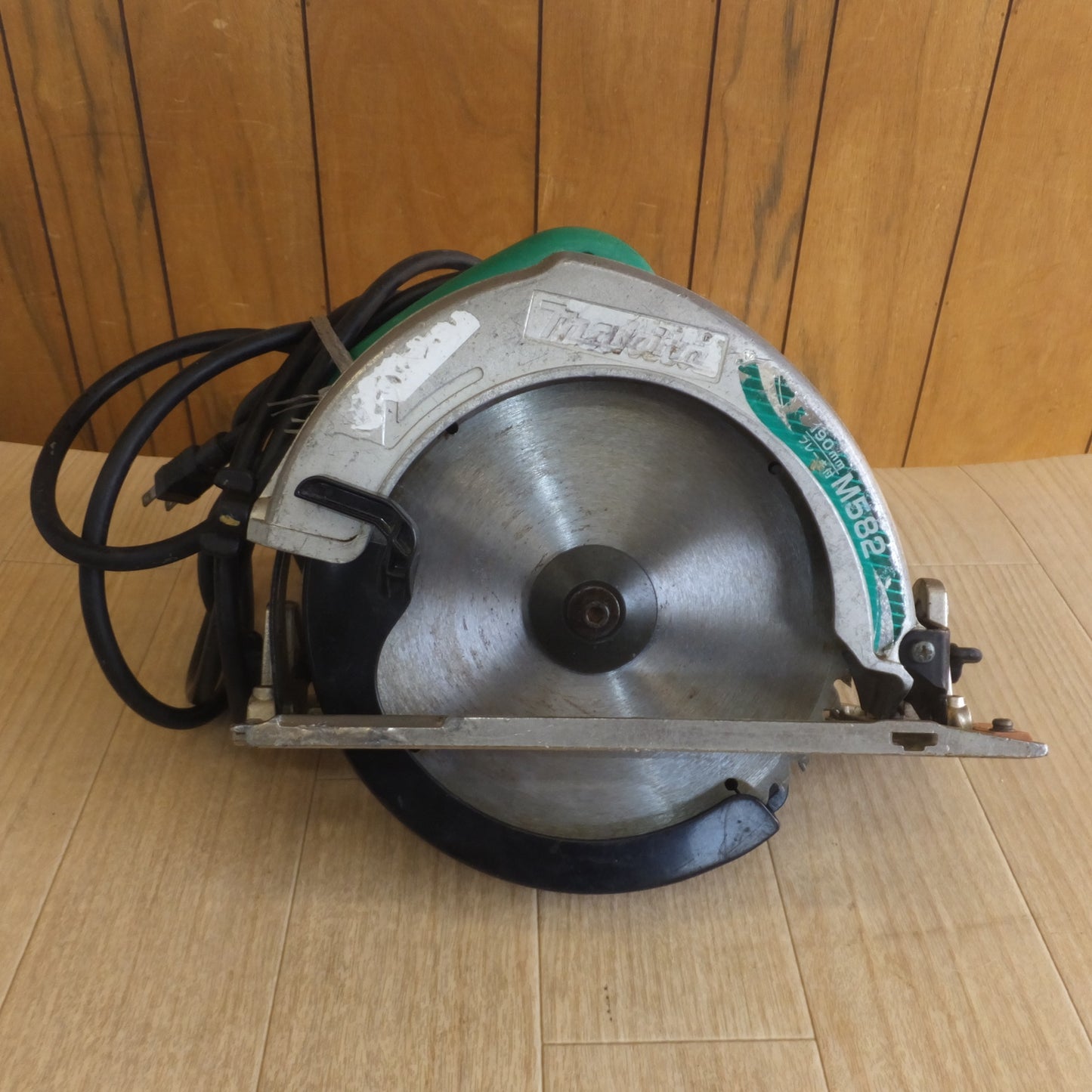 [送料無料] ★マキタ makita 190mm マルノコ M582　ショルダーツールボックス　延長コード　セット★
