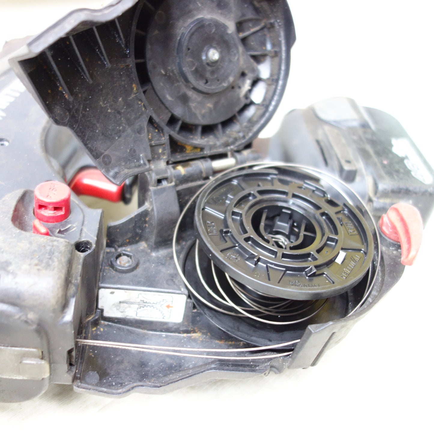 [送料無料] ◆MAX マックス ツインタイア RB-610T 充電式 鉄筋結束機 リバータイア 14.4V バッテリー2個 充電器付き 電動工具◆