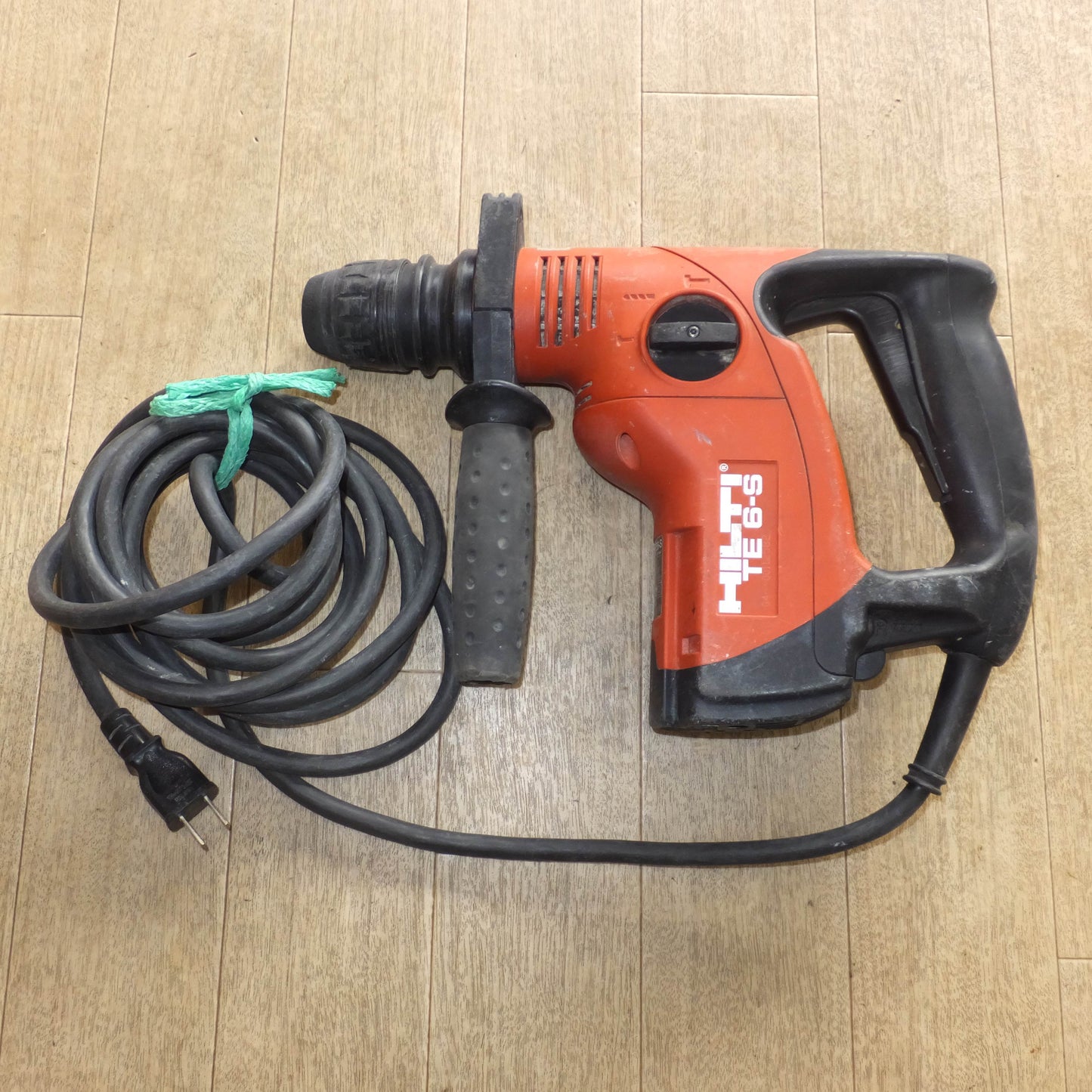 [送料無料]★ヒルティ HILTI ロータリーハンマードリル TE6-S　100V 650W 50-60Hz★