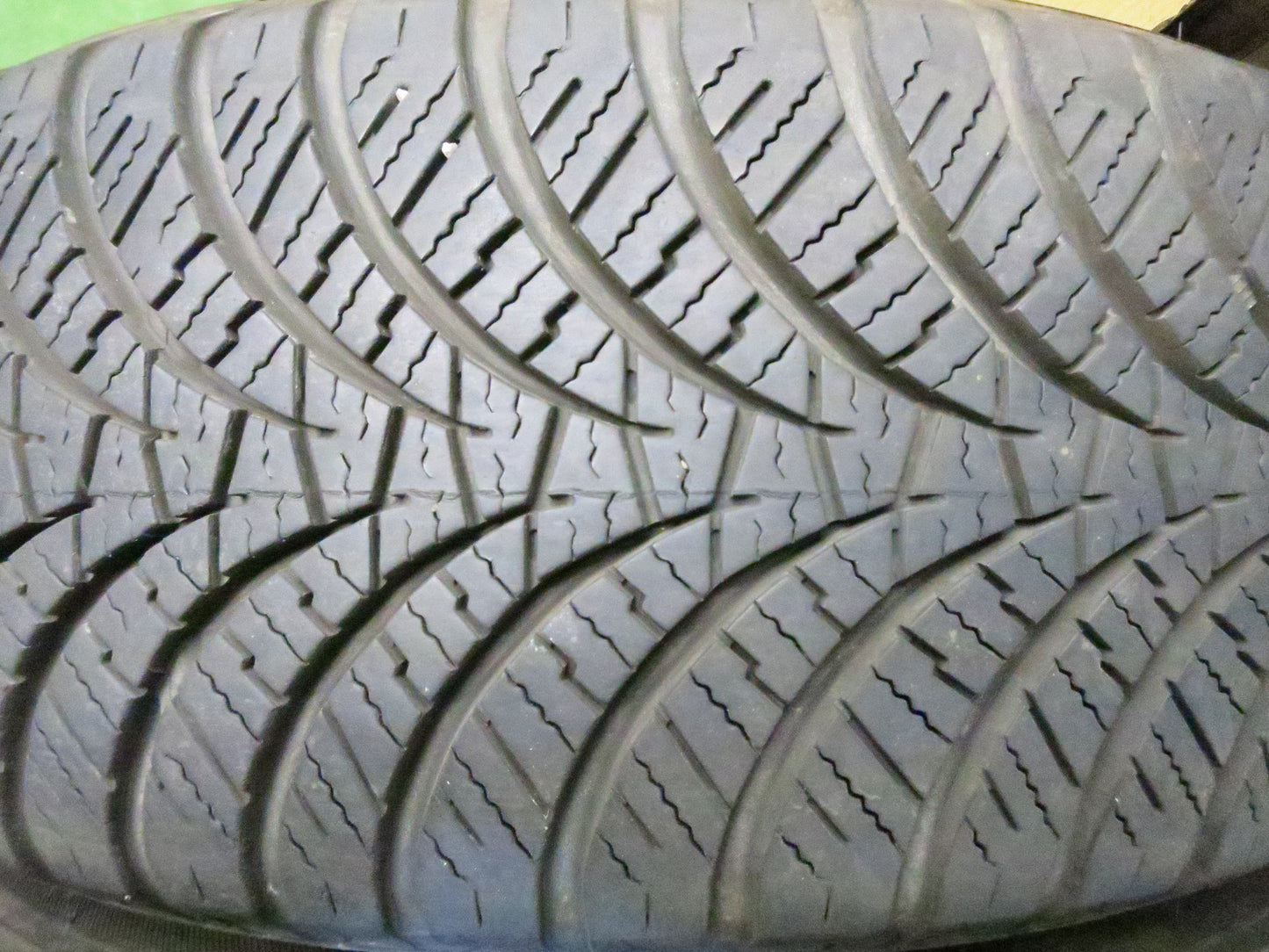 [送料無料]バリ溝！20年！キレイ！8.5分★スタッドレス 195/65R15 ダンロップ オールシーズンマックス AS1 NIRVANA NV ニルバーナ PCD114.3/5H★3030805Hス
