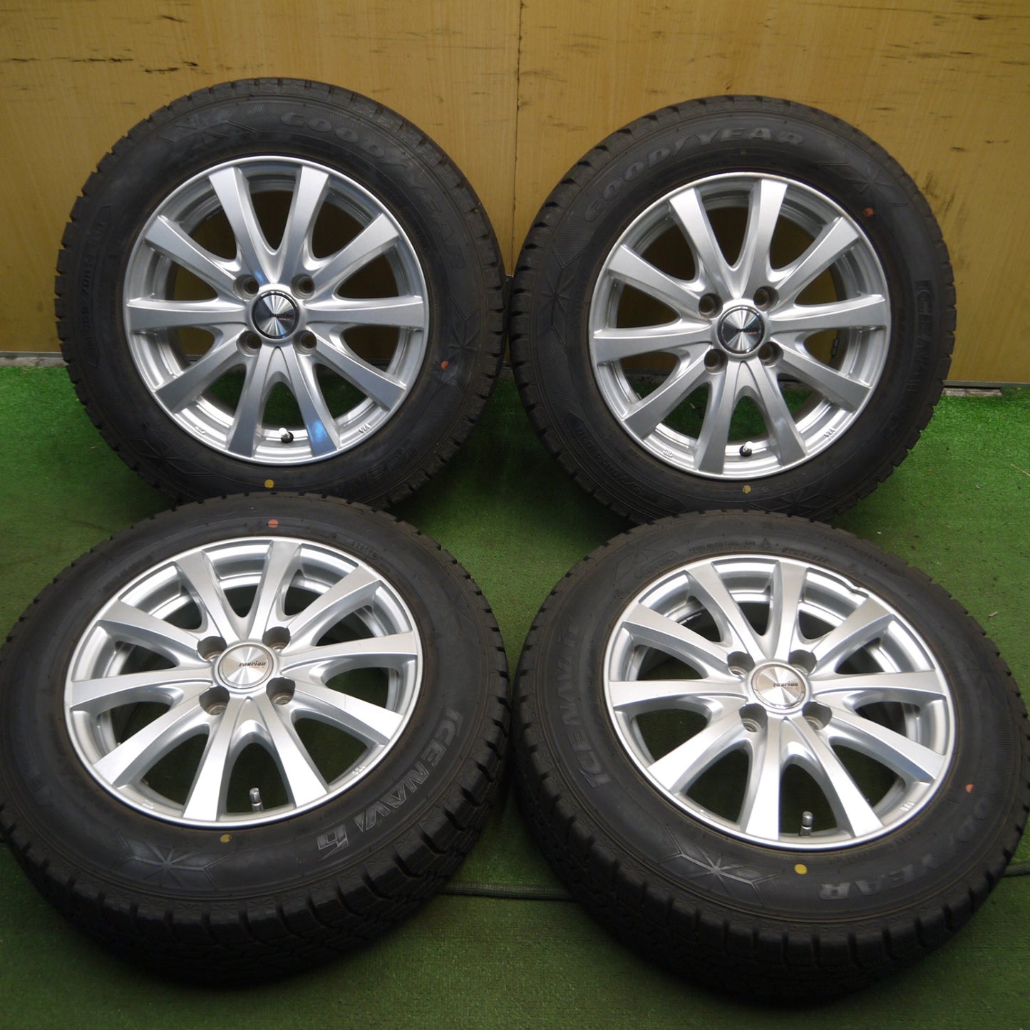 *送料無料*バリ溝！キレイ！9.5分★スタッドレス 165/70R14 グッドイヤー アイスナビ6 ravrion RS01 ラブリオン 14インチ PCD100/4H★4013010Hス