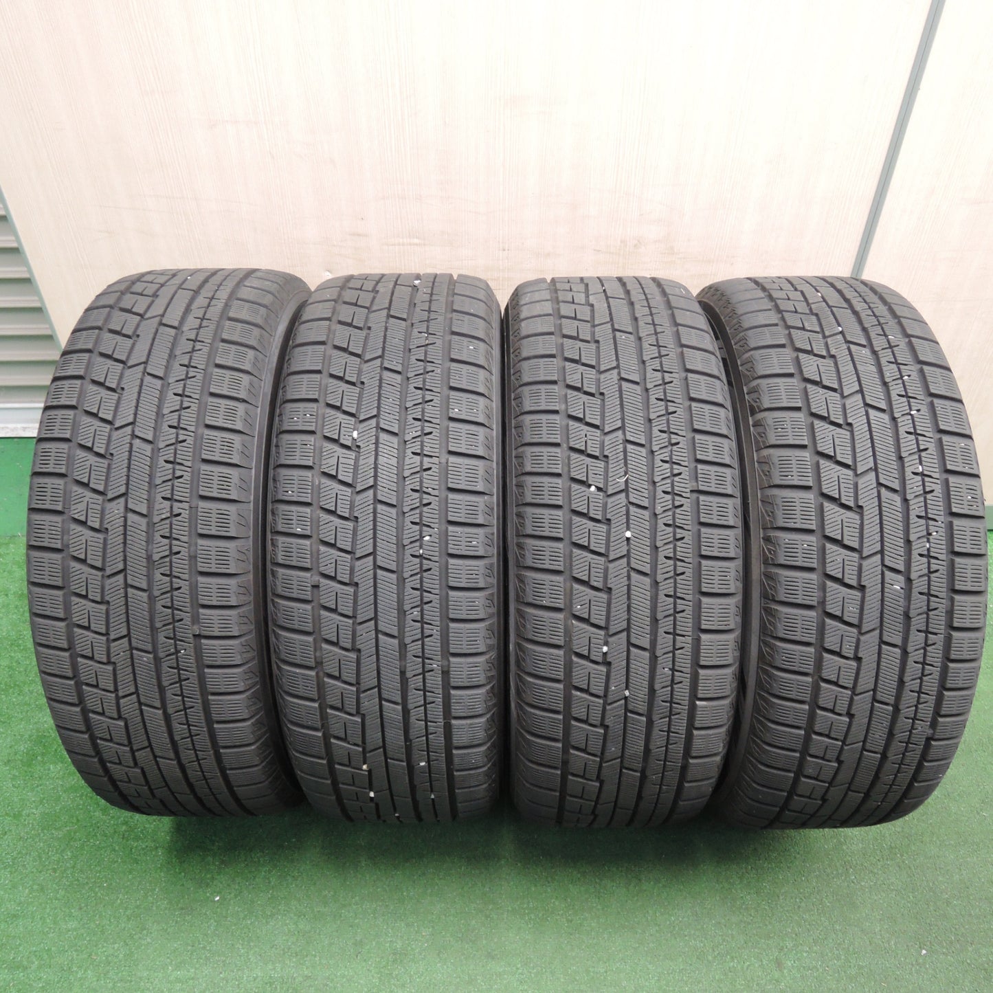 *送料無料*バリ溝！キレイ！9.5分★Lehrmeister L-F FIRST 235/50R18 スタッドレス ヨコハマ アイスガード iG60 レアマイスター PCD114.3/5H★4020701TNス