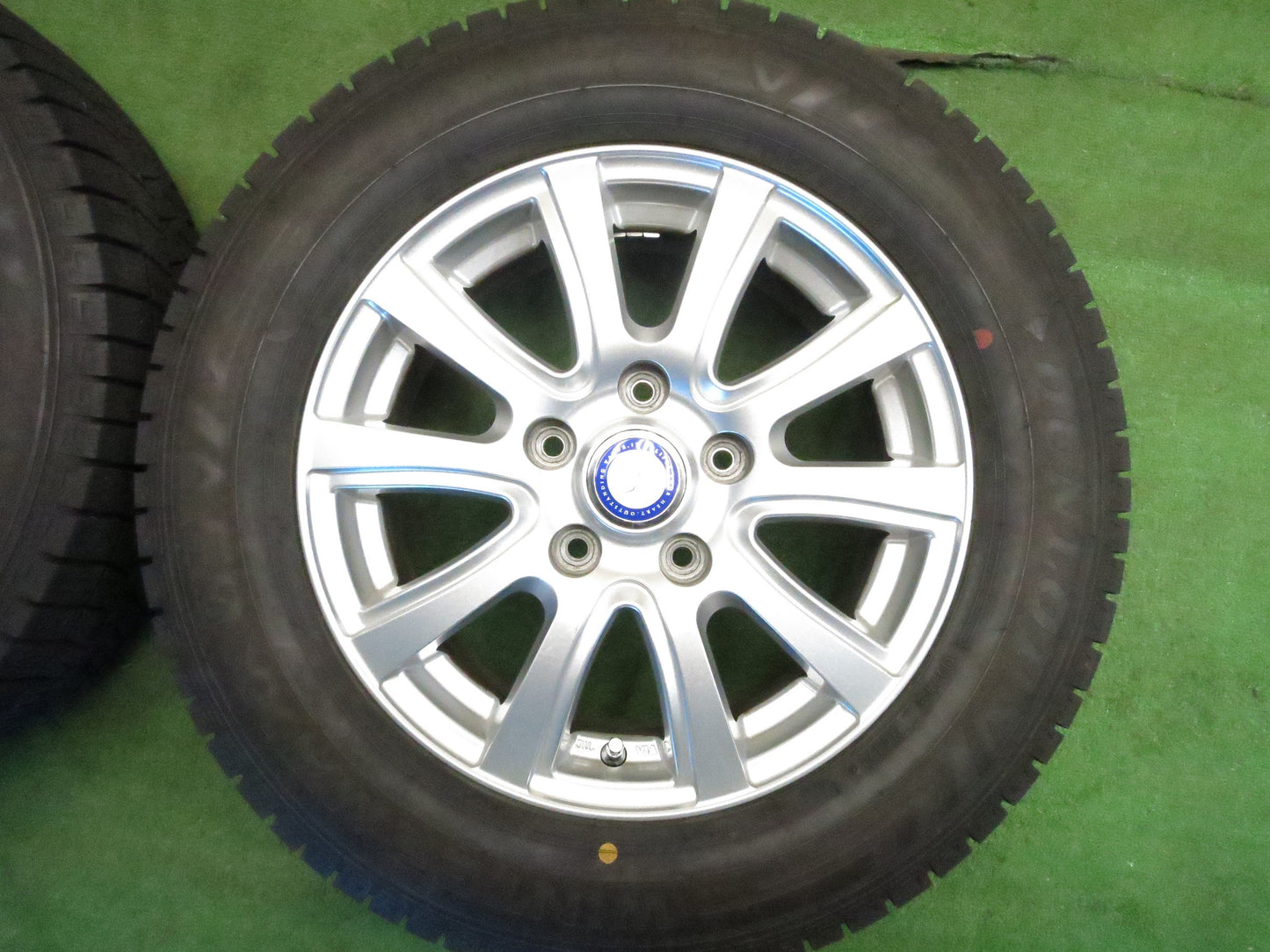 [送料無料]バリ溝！21年！キレイ！9.5分以上★スタッドレス 195/65R15 ダンロップ ウインターマックス03 JENEIGE 15インチ PCD114.3/5H★3013107Hス