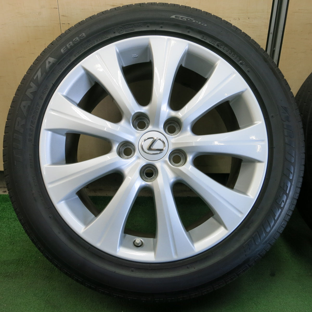 *送料無料*センサー付き！キレイ★レクサス RC300h GS300h 純正 225/50R17 ブリヂストン トランザ ER33 17インチ PCD114.3/5H★3101307イノ
