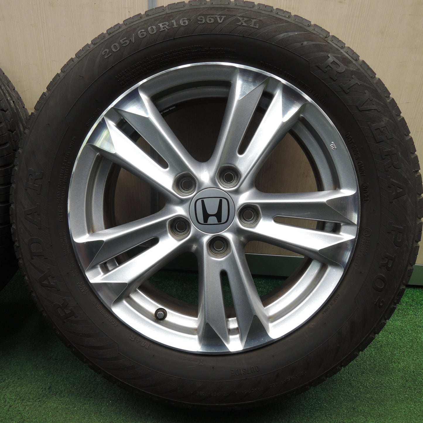 *送料無料* バリ溝！21年！キレイ！8.5分★ホンダ CR-Z 純正 205/60R16 レーダー RIVERA PRO 16インチ PCD114.3/5H CRZ★4022906NJノ