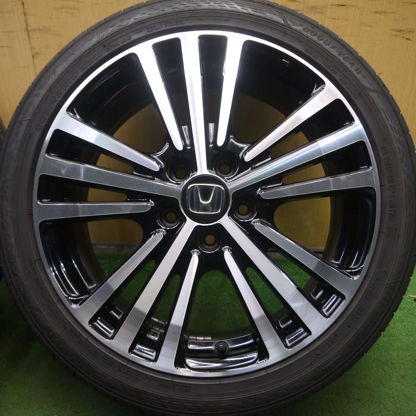 *送料無料* バリ溝！20年！8.5分★ホンダ RC オデッセイ アブソルート 純正 225/45R18 グッドイヤー EfficientGrip ECO EG02 PCD114.3/5H★4030409Hノ