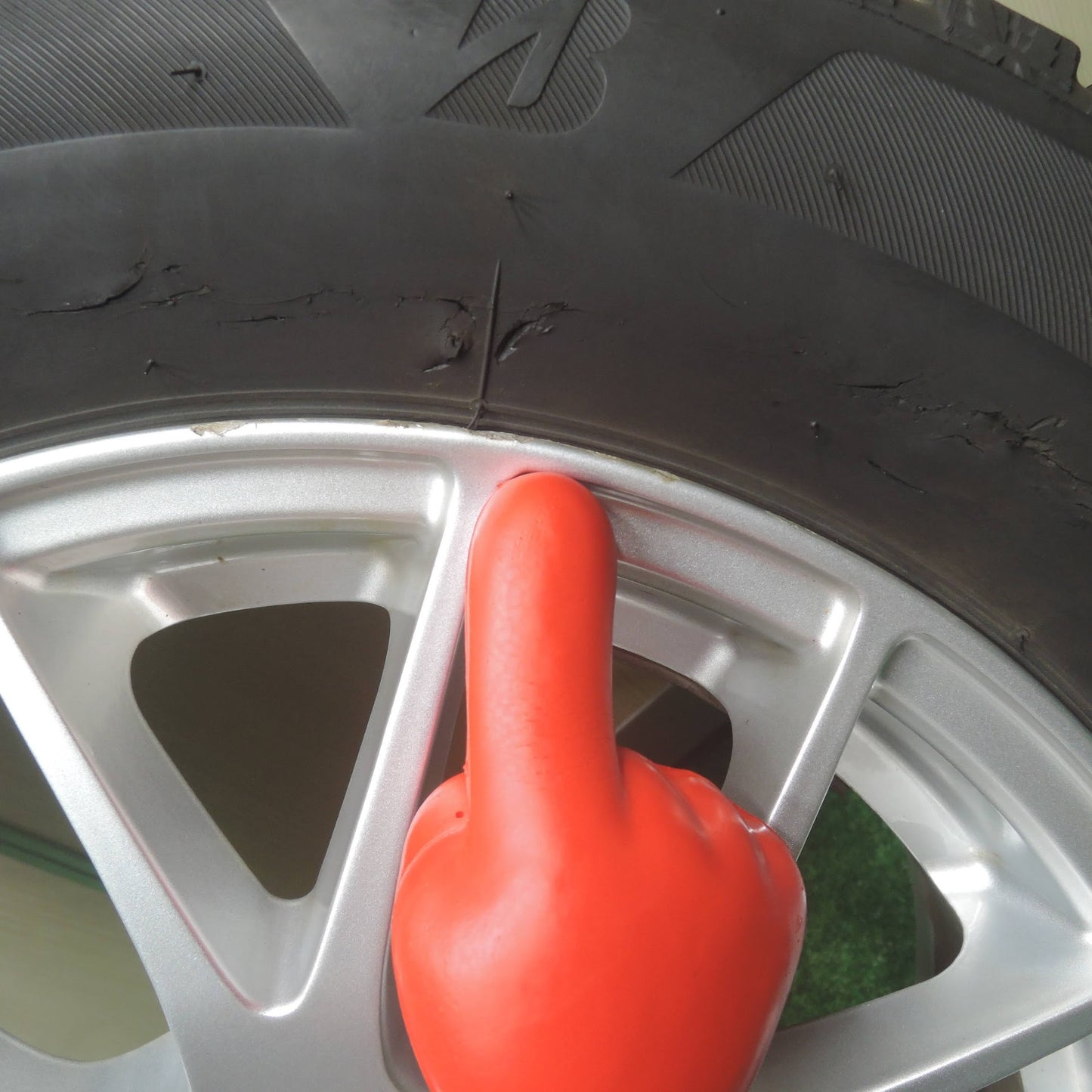[送料無料]バリ溝！19年！綺麗！9分★プリウス 等 195/65R15 スタッドレス ブリヂストン アイスパートナー2 TOPRUN トップラン 15インチ PCD100/5H★3072705SYス