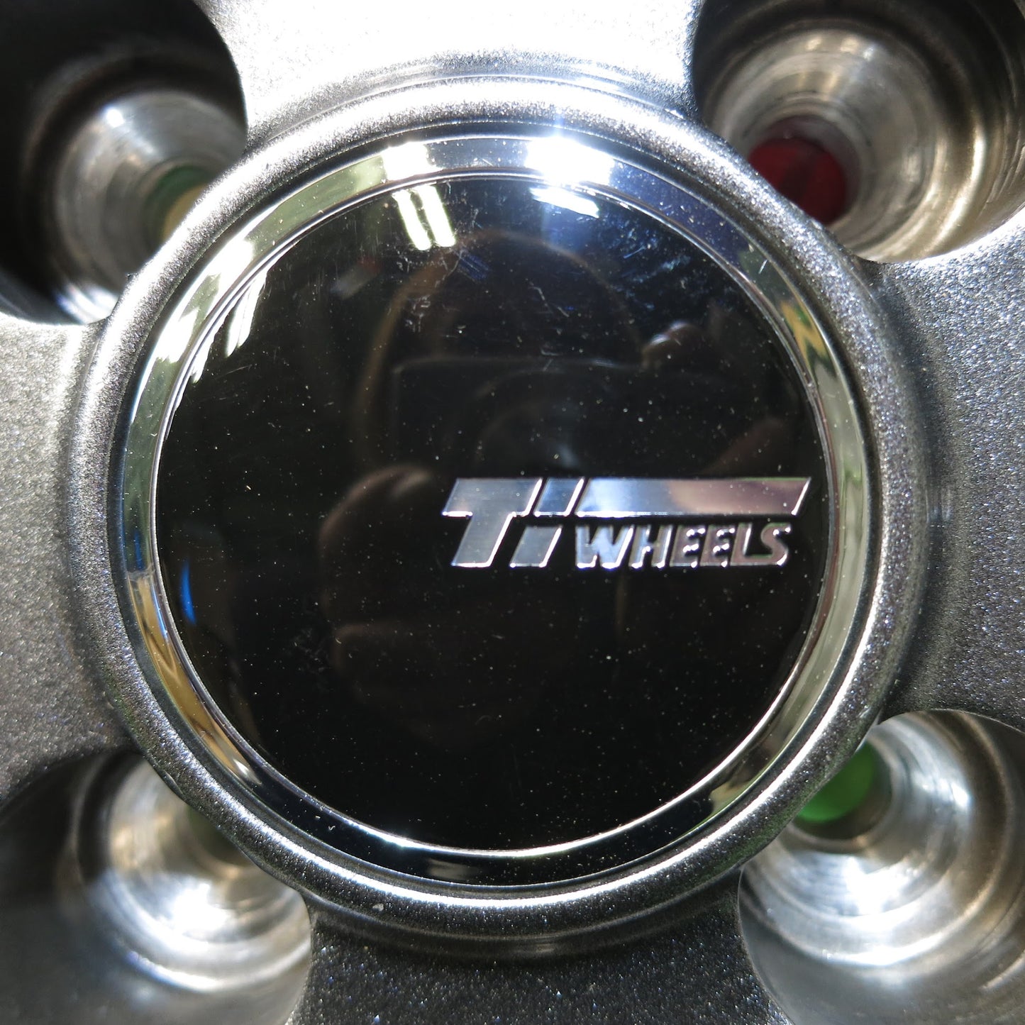 [送料無料]超バリ溝！22年！ほぼ10分★スタッドレス 185/65R15 トーヨー オブザーブ ガリット GIZ Ti WHEELS 15インチ PCD100/4H★3041705Hス