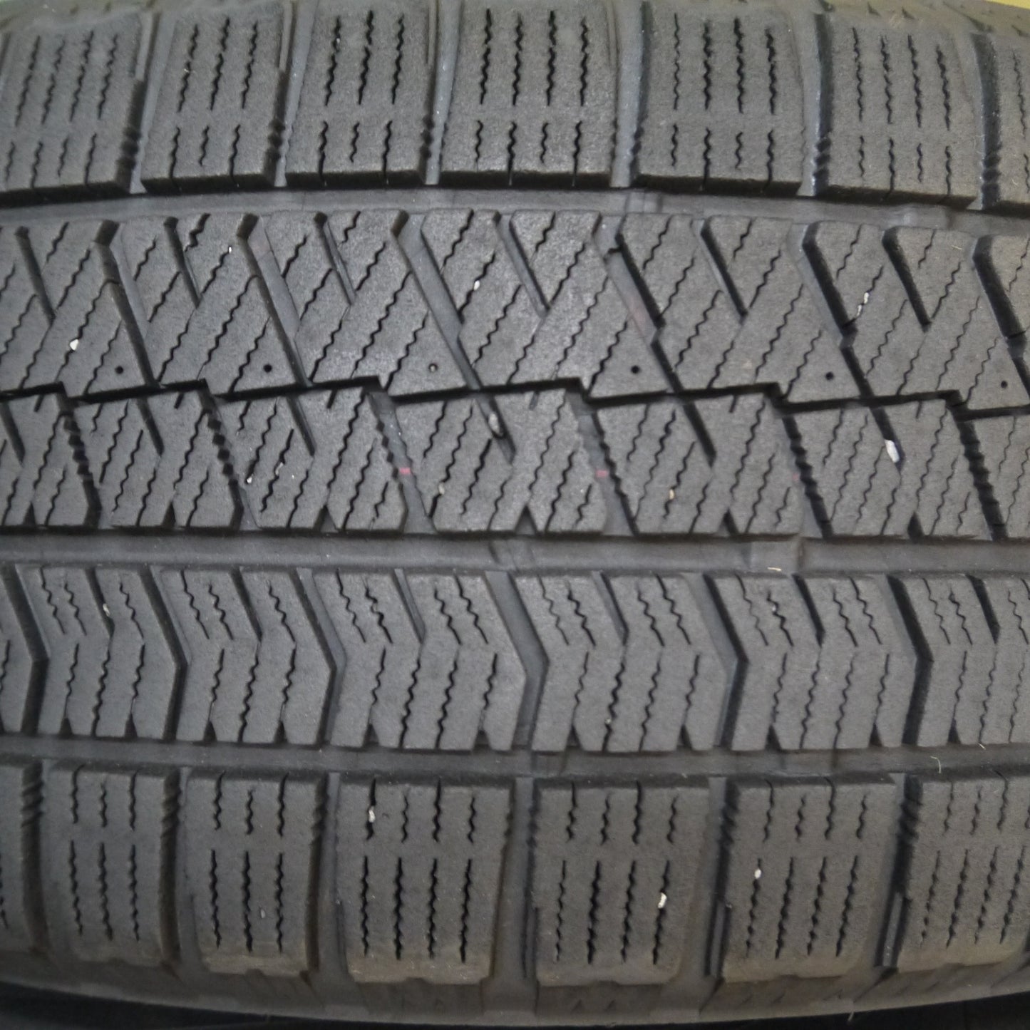 *送料無料* キレイ★スタッドレス 215/60R17 ブリヂストン ブリザック VRX2 TOPRUN トップラン 17インチ PCD114.3/5H★4022105Hス