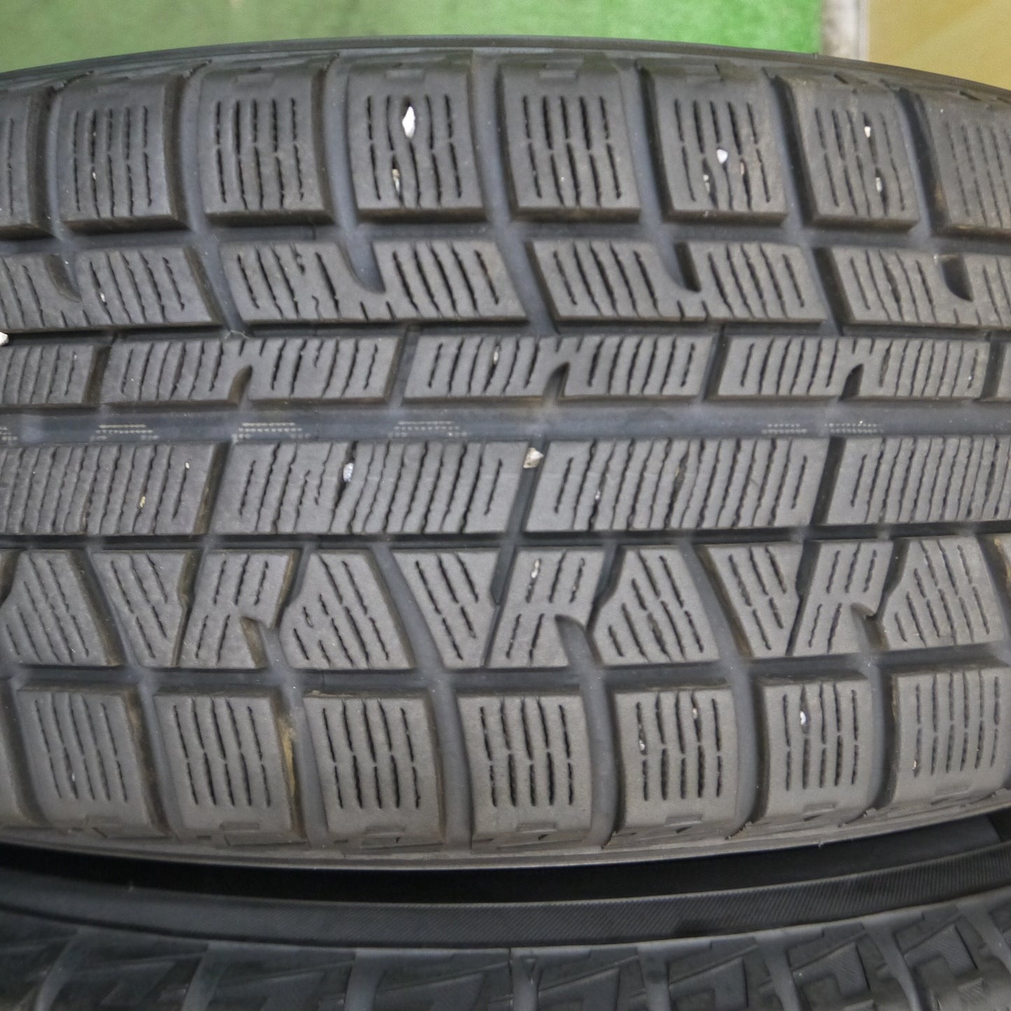 *送料無料*バリ溝！キレイ！9.5分★プリウス等 195/65R15 スタッドレス ヨコハマ アイスガード iG50 プラス SIBILLA NEXT W5 15インチ PCD100/5H★4012705クス