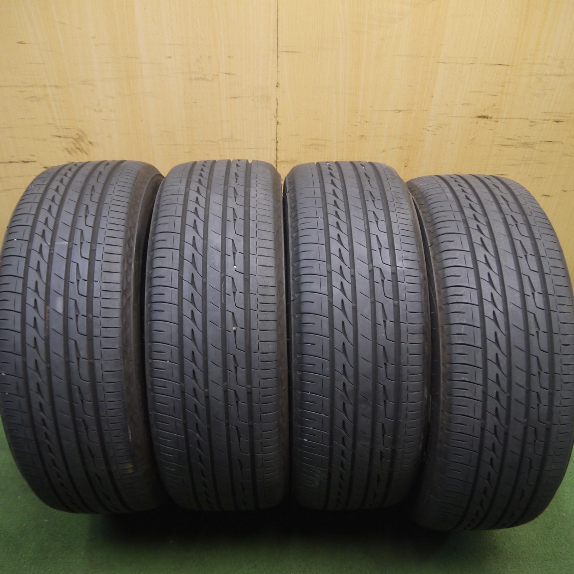 送料無料* バリ溝！20年！綺麗！9分☆LEONIS GX 215/45R18