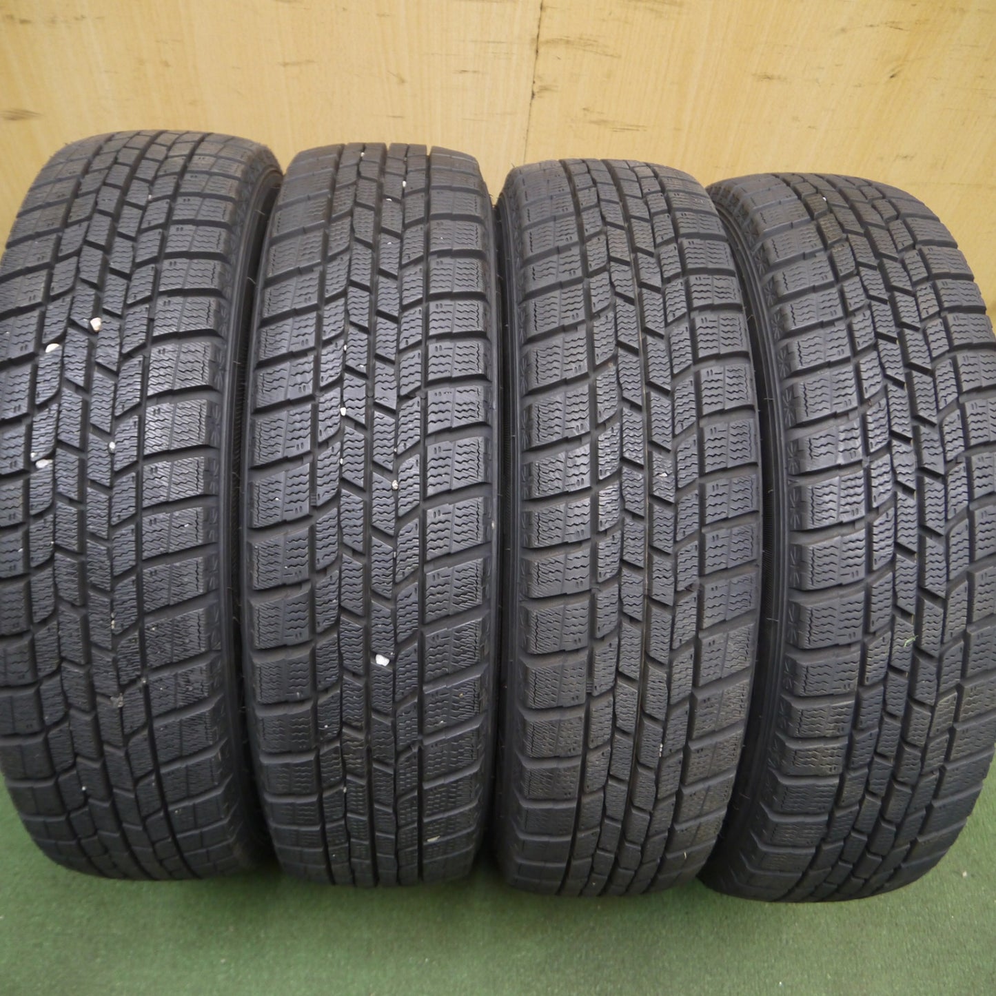 *送料無料*超バリ溝！ほぼ10分★スタッドレス 155/65R14 グッドイヤー アイスナビ6 SMACK ENKEI スマック エンケイ 14インチ PCD100/4H★4013103Hス