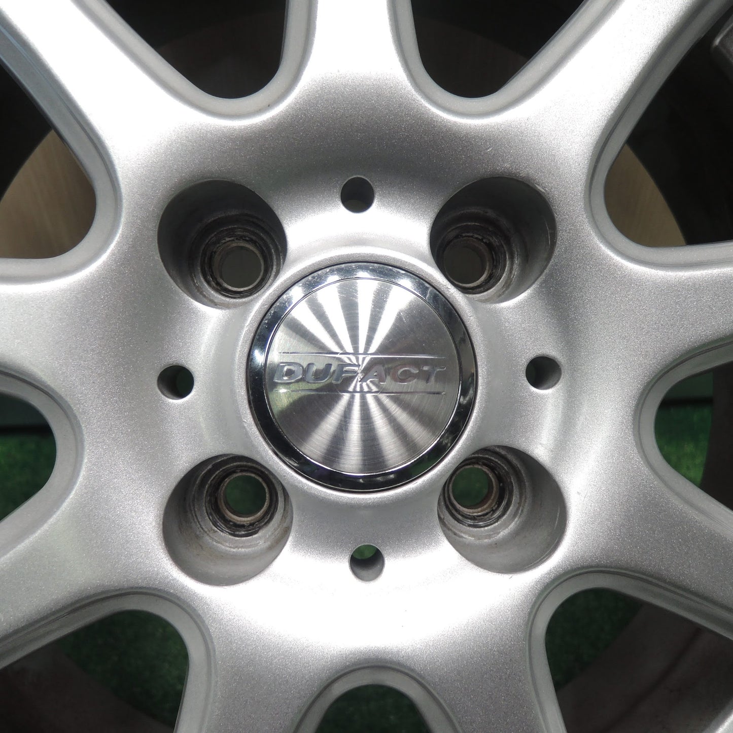 [送料無料]バリ溝！キレイ！9.5分★スタッドレス 175/65R15 ダンロップ ウインターマックス WM01 DUFACT デュファクト 15インチ PCD100/4H★3092401NJス