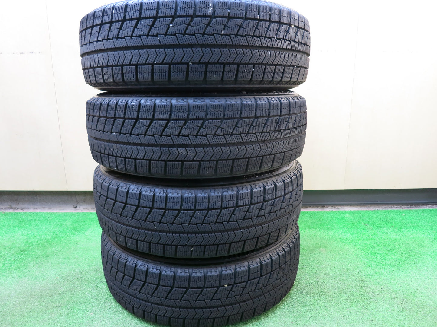 [送料無料]キレイ！19年★スタッドレス 165/65R14 ブリヂストン ブリザック VRX BALMINUM バルミナ 14インチ PCD100/4H★2121908ヒス