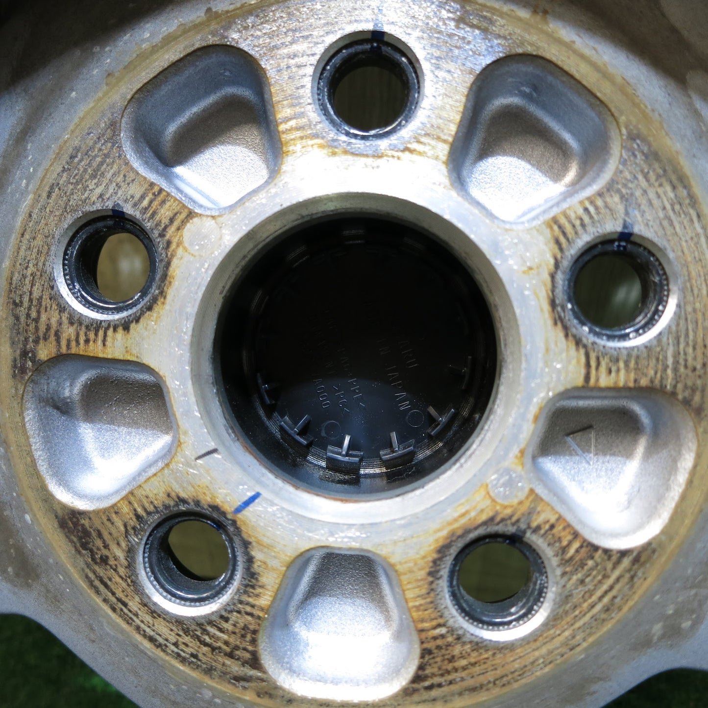 [送料無料]バリ溝！19年！キレイ！9.5分★スバル XV 純正 225/60R17 スタッドレス ブリヂストン ブリザック DM-V3 17インチ PCD100/5H★3051908Hス