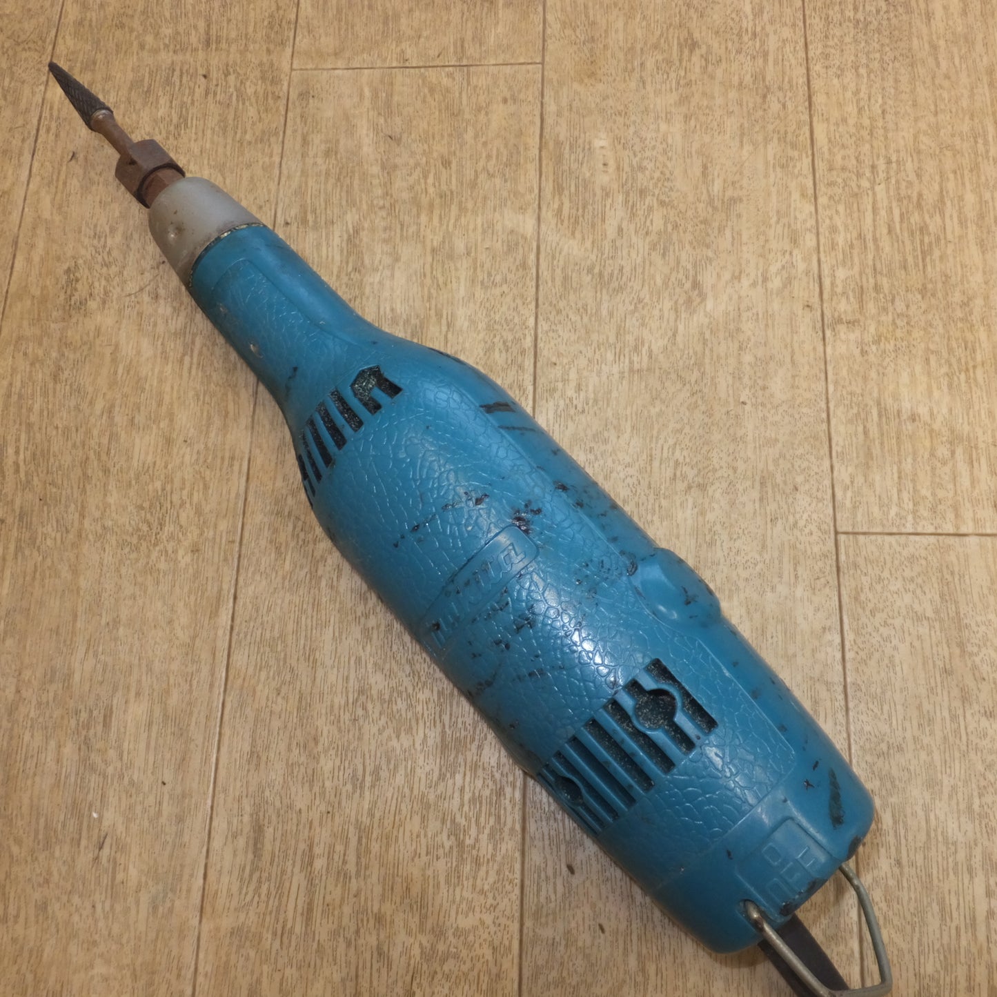 [送料無料]★マキタ makita 6mm ミニグラインダ 906　100V 240W 50-60Hz 2.5A 25000/min★