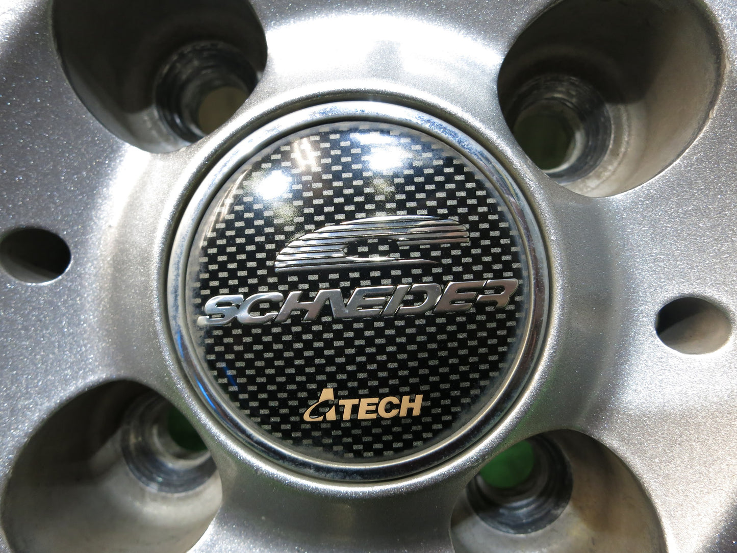 [送料無料]キレイ★スタッドレス 175/65R14 ブリヂストン ブリザック VRX2 SCHNEIDER ATECH シュナイダー 14インチ PCD100/4H★2110210Hス