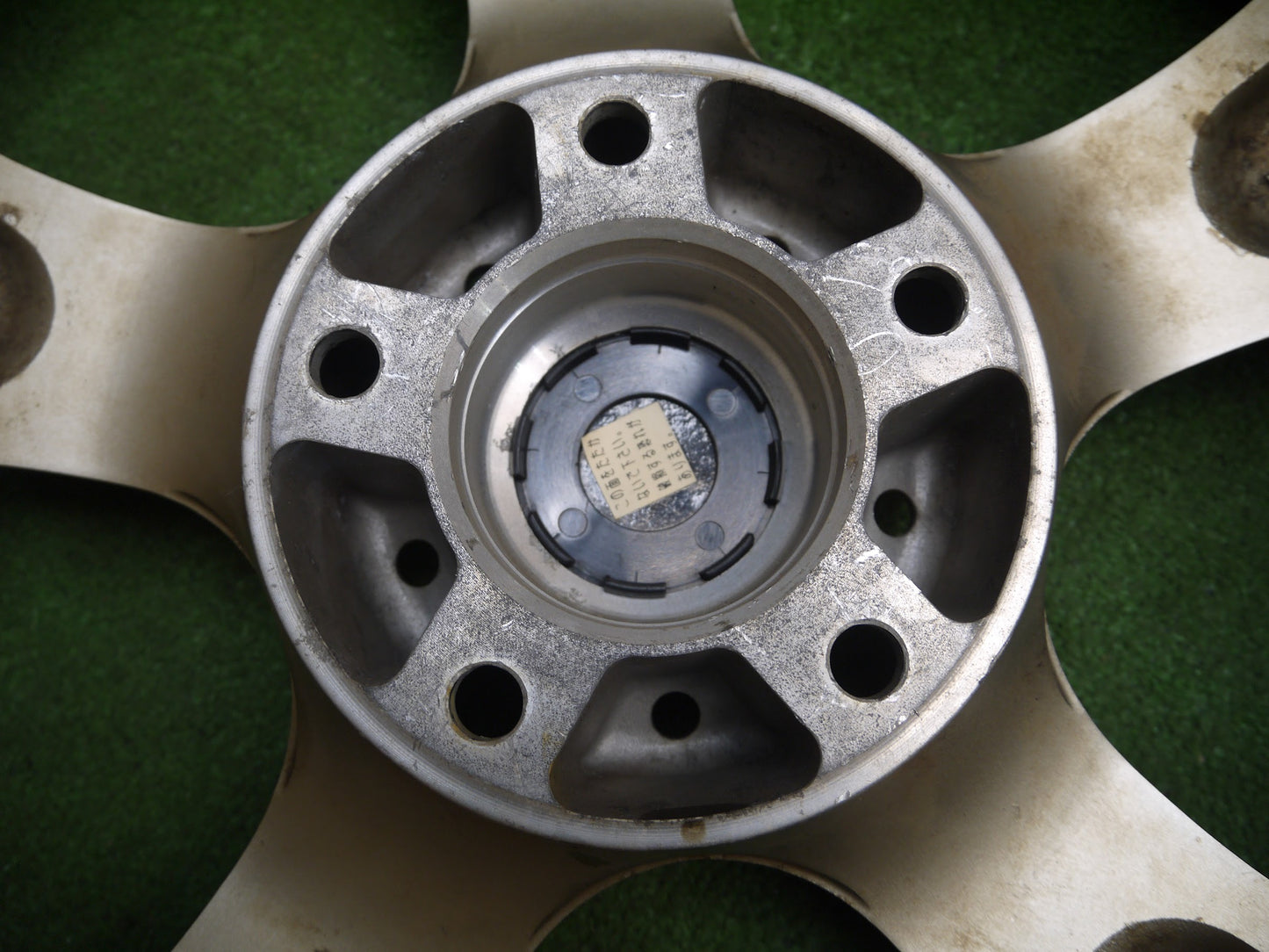 [送料無料]バリ溝！キレイ！9.5分★スタッドレス 225/65R17 RAYS VERSUS STIVALE ナンカン CORSAFA レイズ ベルサス スティバーレ PCD114.3/5H★2111507アス
