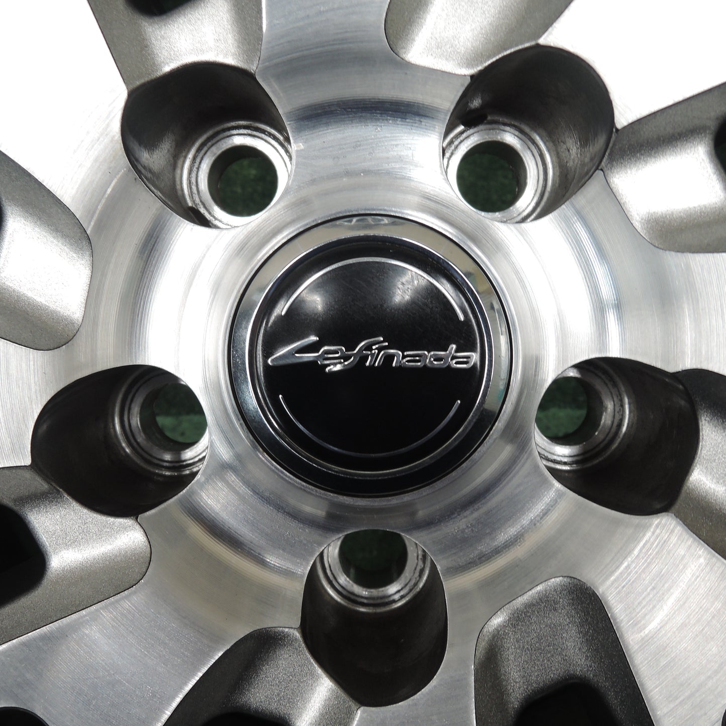*送料無料*バリ溝！21年！キレイ！9.5分★スタッドレス 225/45R17 ブリヂストン ブリザック VRX3 Lefinada レフィナーダ 17インチ PCD114.3/5H★4010602NJス