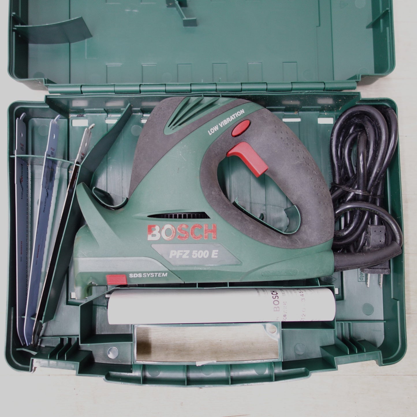[送料無料] ◆BOSCH ボッシュ 電気のこぎり PFZ500E レシプロソー 切断機 電動工具 100V◆