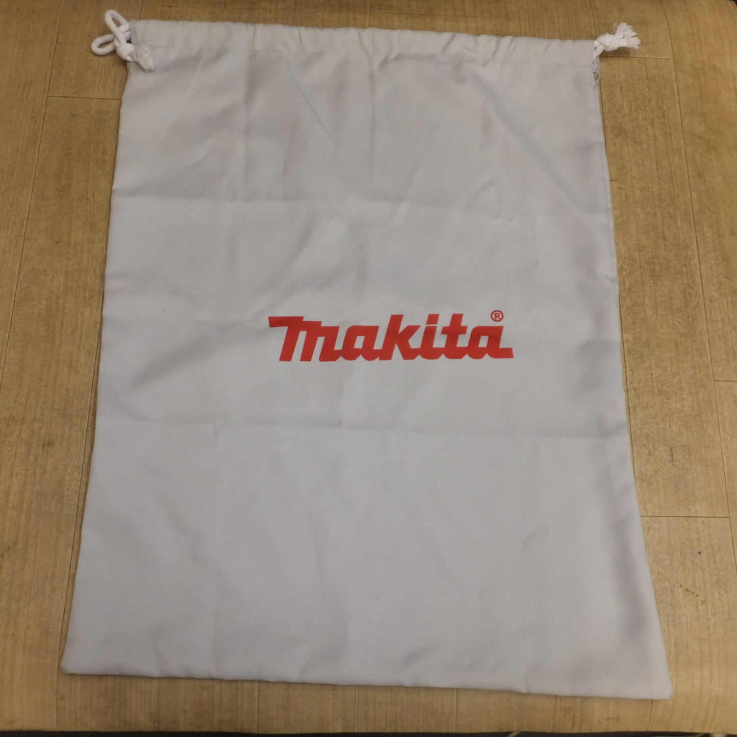 [送料無料]キレイ★マキタ makita 充電式ファンベスト FV210D　充電器 DC10SA　バッテリ BL1015　ホルダ GM00001490　ファンユニット　セット★