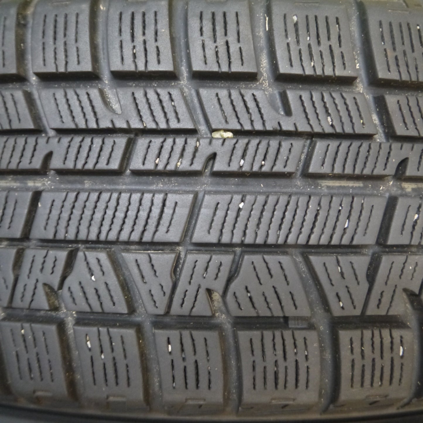 *送料無料* バリ溝！20年！キレイ！9.5分★スタッドレス 175/65R15 ヨコハマ アイスガード iG50 プラス SCHNEIDER シュナイダー 15インチ PCD100/4H★4021606Hス