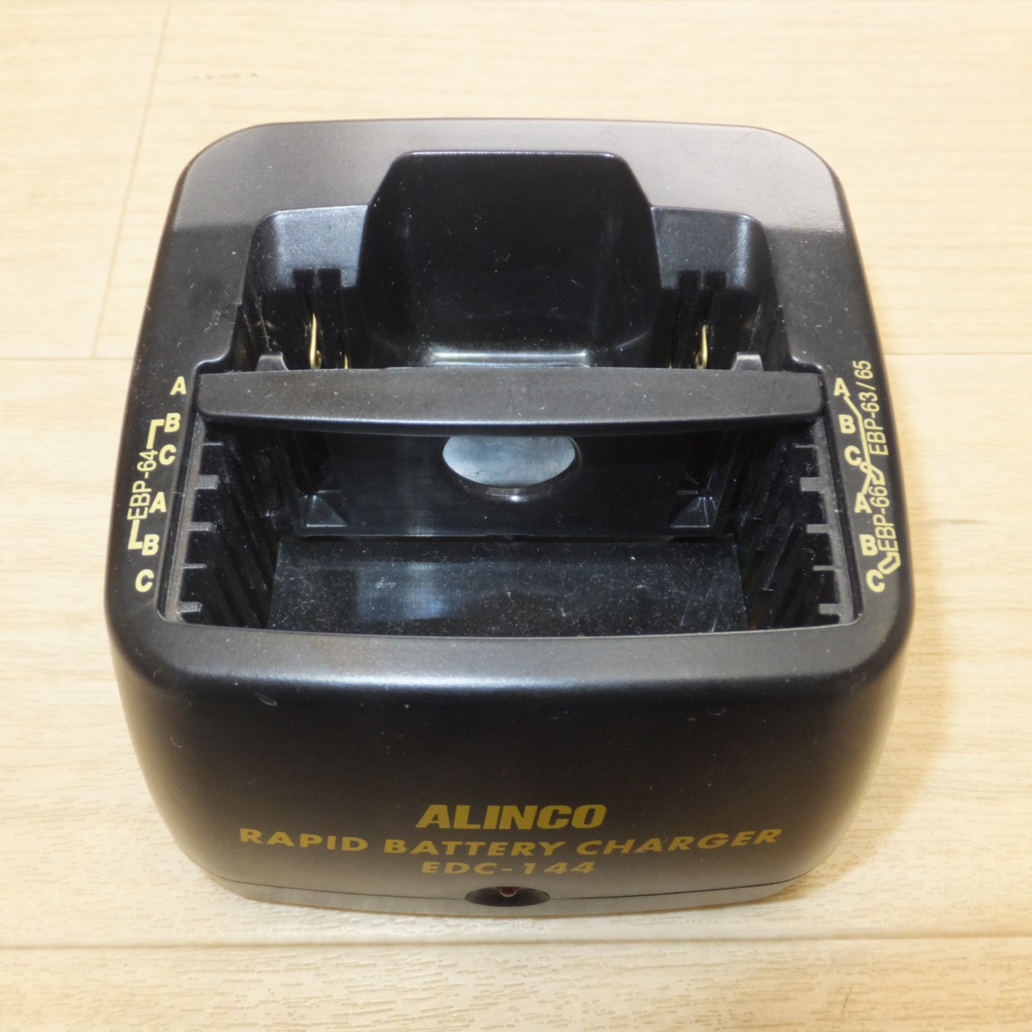 [送料無料] キレイ 現状品★アルインコ ALINCO デュアルバンド 144/430MHz FM 5W トランシーバー DJ-S57LA★