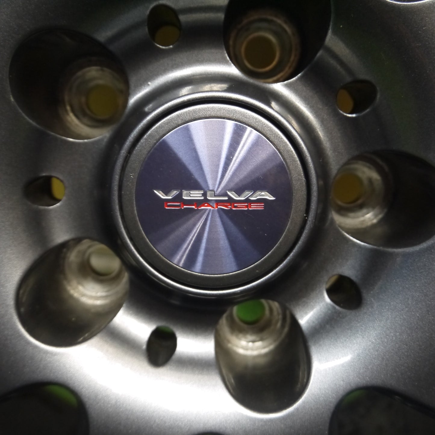 *送料無料*バリ溝！21年！キレイ！9.5分★スタッドレス 215/70R16 トーヨー オブザーブ GSi-6 LS VELVA CHARGE ヴェルヴァ 16インチ PCD114.3/5H★3121915Hス