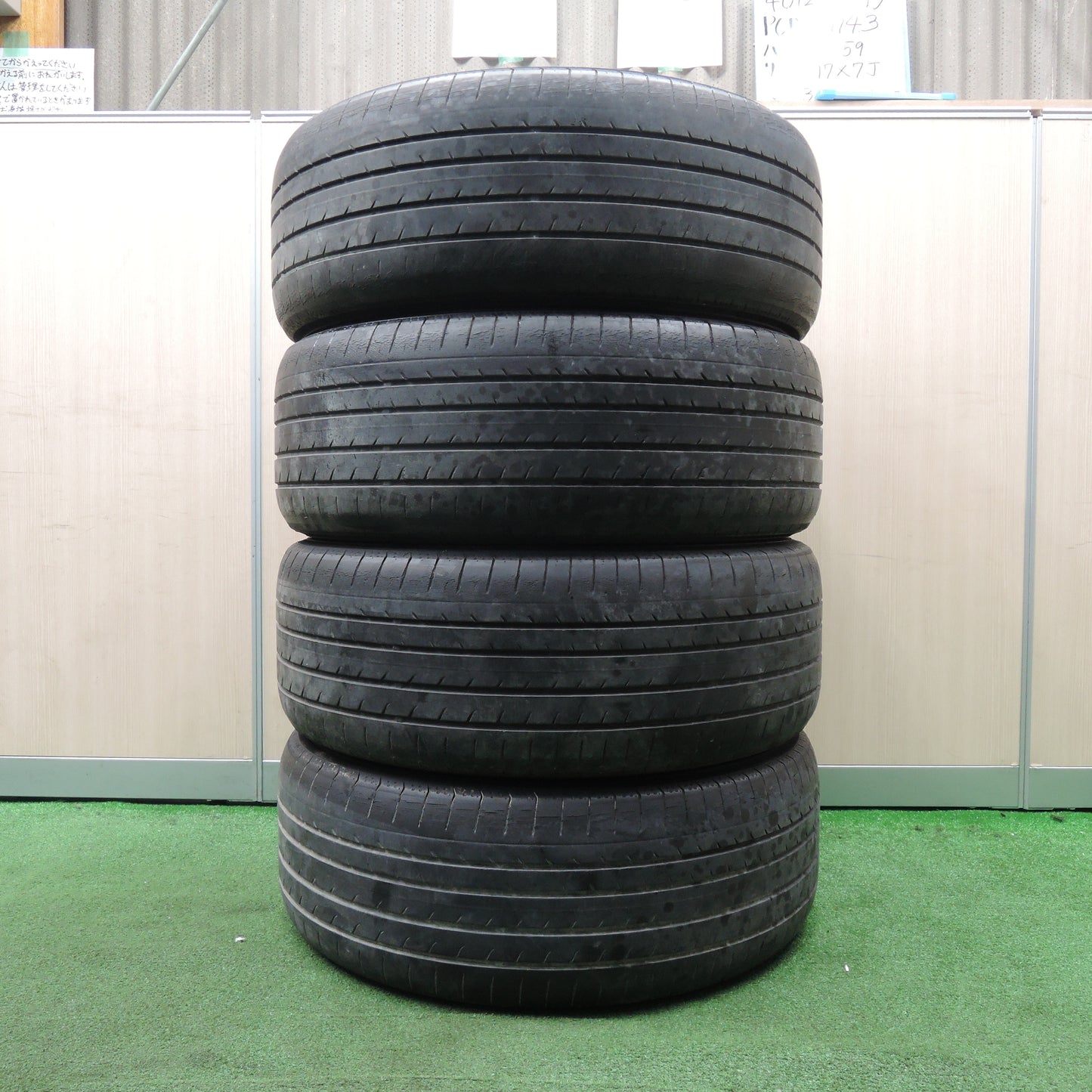*送料無料*キレイ★トヨタ エスティマ 純正 215/55R17 ヨコハマ ブルーアース RV-02 17インチ PCD114.3/5H★4012206NJノ