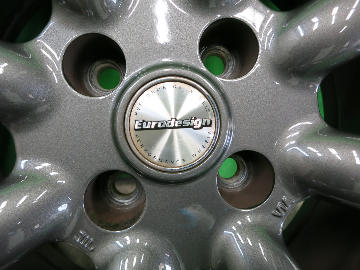 [送料無料]バリ溝！キレイ！9.5分★スタッドレス 195/50R16 Eurodesign クラシックエイト ノキアン ハッカペリッタ R2 Classic Eight 16 PCD100/4H★2081012ヒス