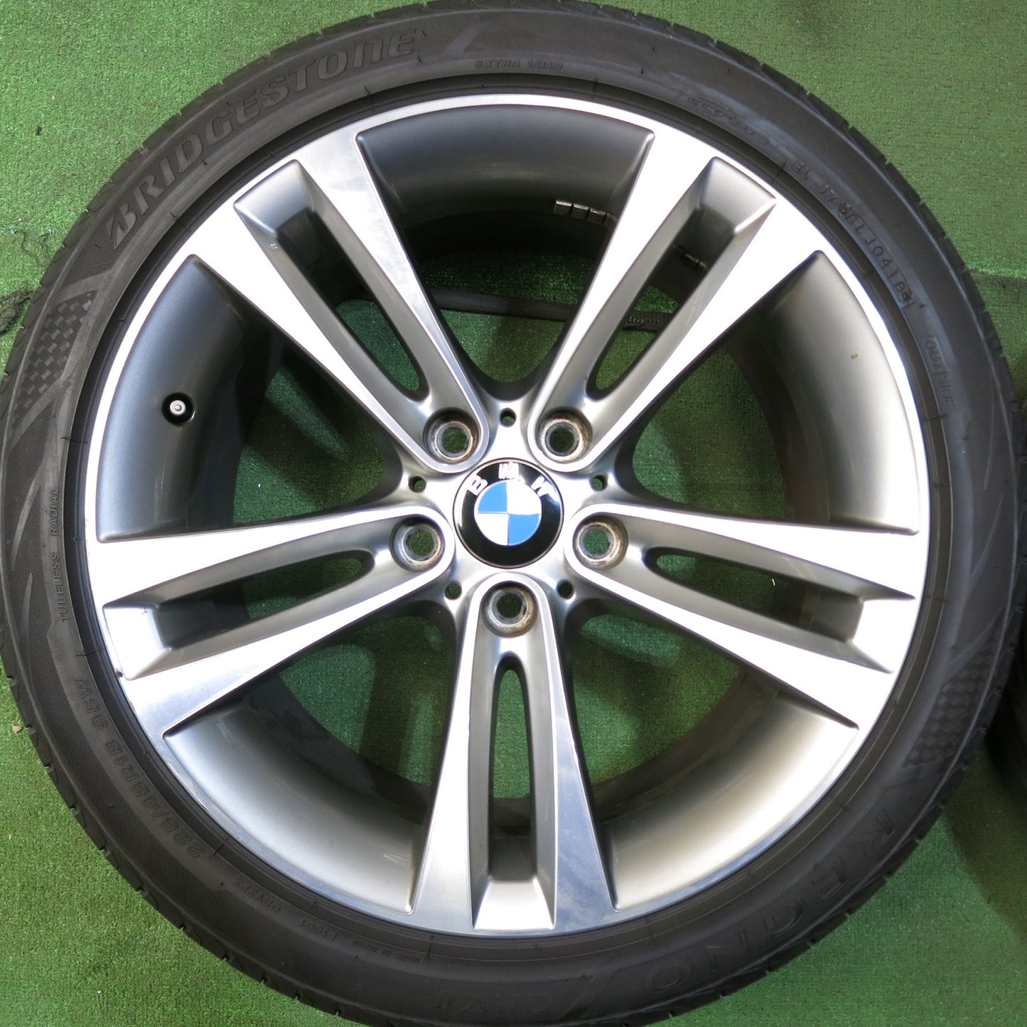 [送料無料]バリ溝！9.5分★BMW 3シリーズ F30 ダブルスポーク 397 純正 225/45R18 ブリヂストン レグノ GRV2 18インチ PCD120/5H★3032102Hノ