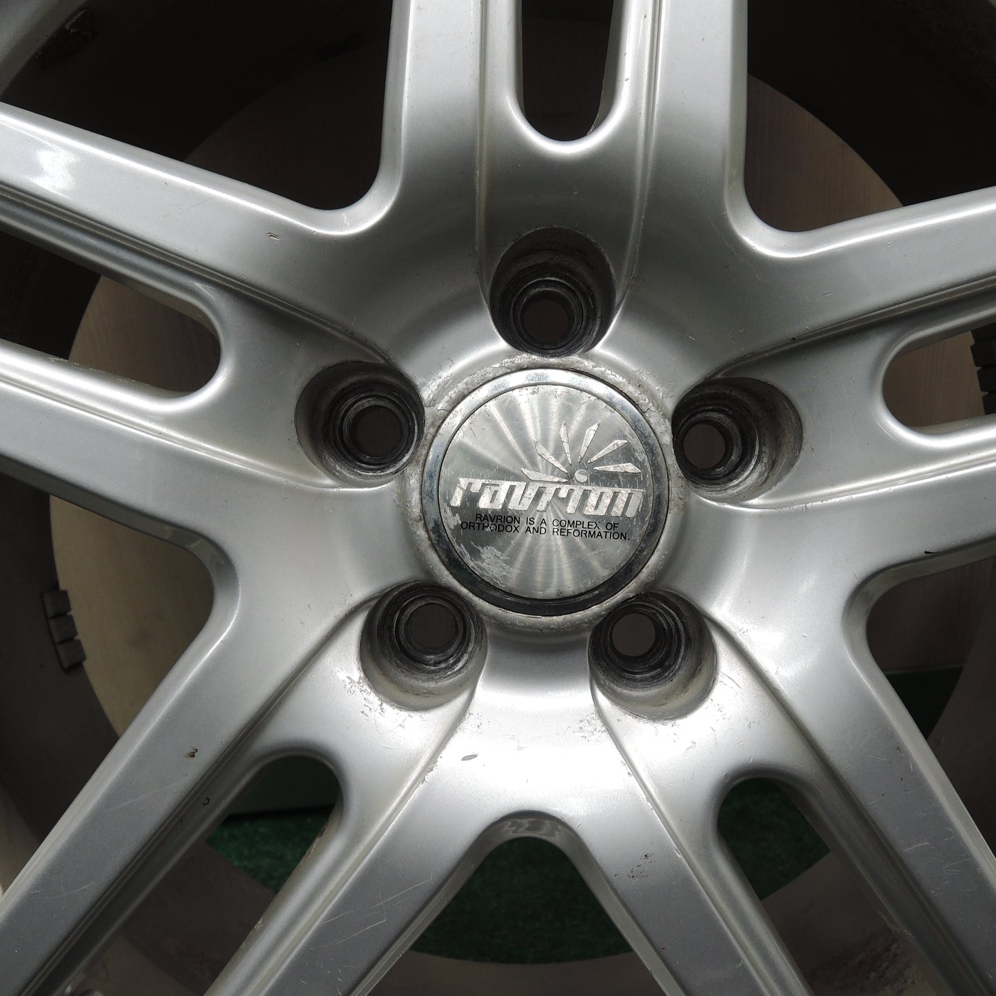 *送料無料*4本価格★フォレスター等 215/60R17 スタッドレス ATR SPORT WINTER 101 ravrion ラブリオン 17インチ PCD100/5H★4010901TNス