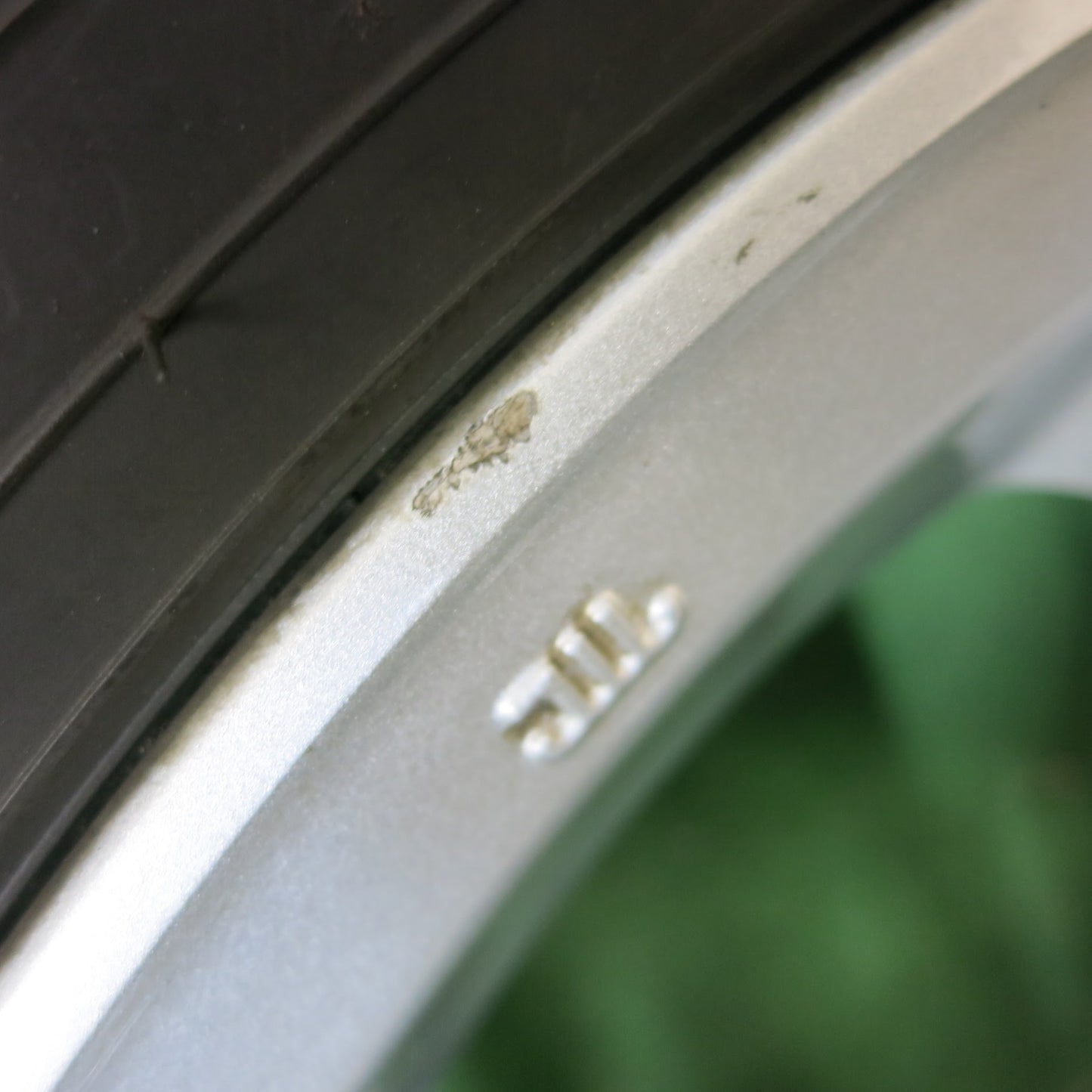 [送料無料]バリ溝！8.5分★トヨタ 70系 ノア ヴォクシー 純正 205/60R16 スタッドレス ダンロップ ウインターマックス WM01 16インチ PCD114.3/5H★3062807ヒス
