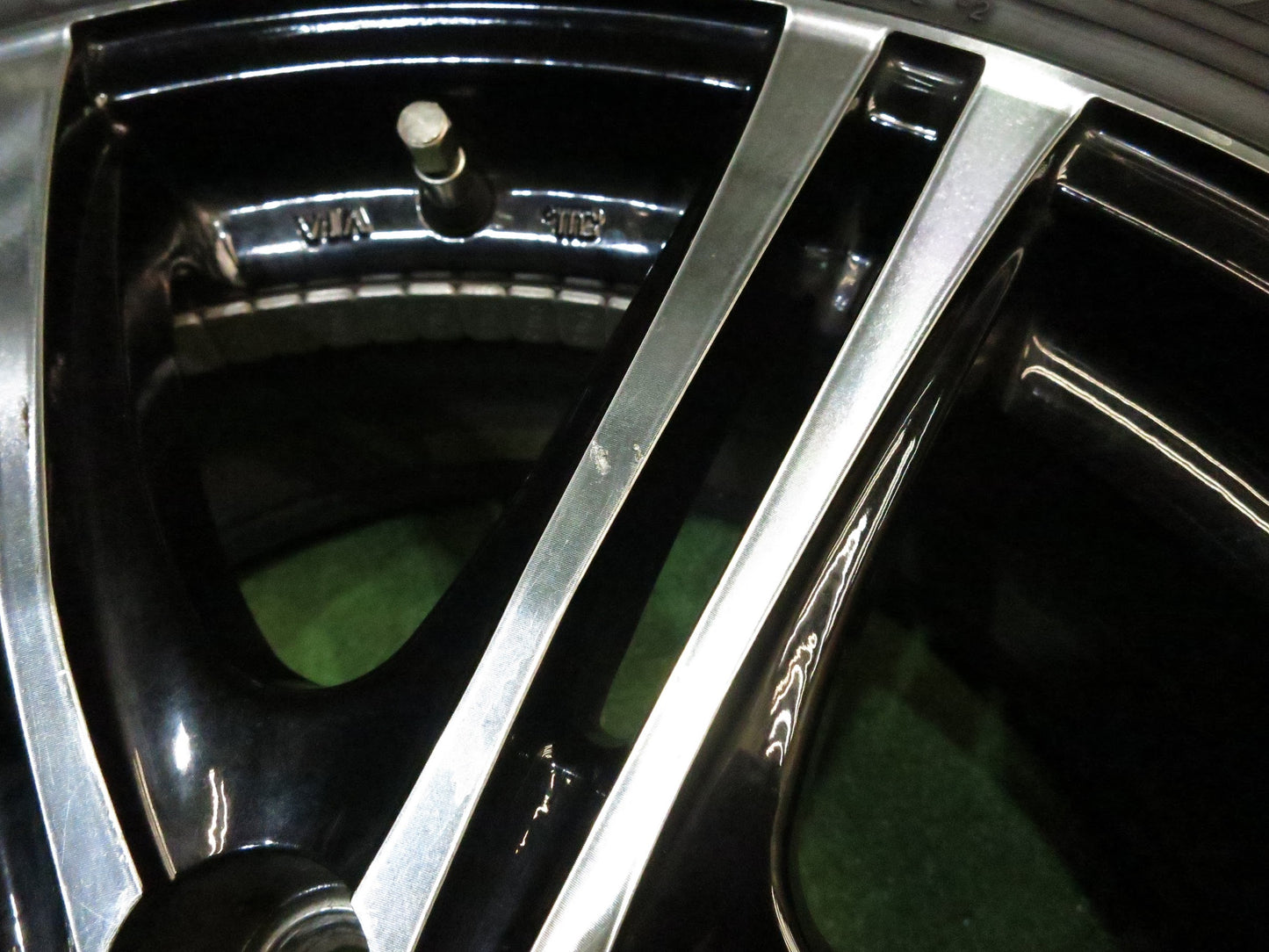[送料無料]バリ溝！21年！ほぼ10分★スタッドレス 225/55R17 ヨコハマ アイスガード iG60 STRANGER ストレンジャー 17インチ PCD100/5H★3022016Hス