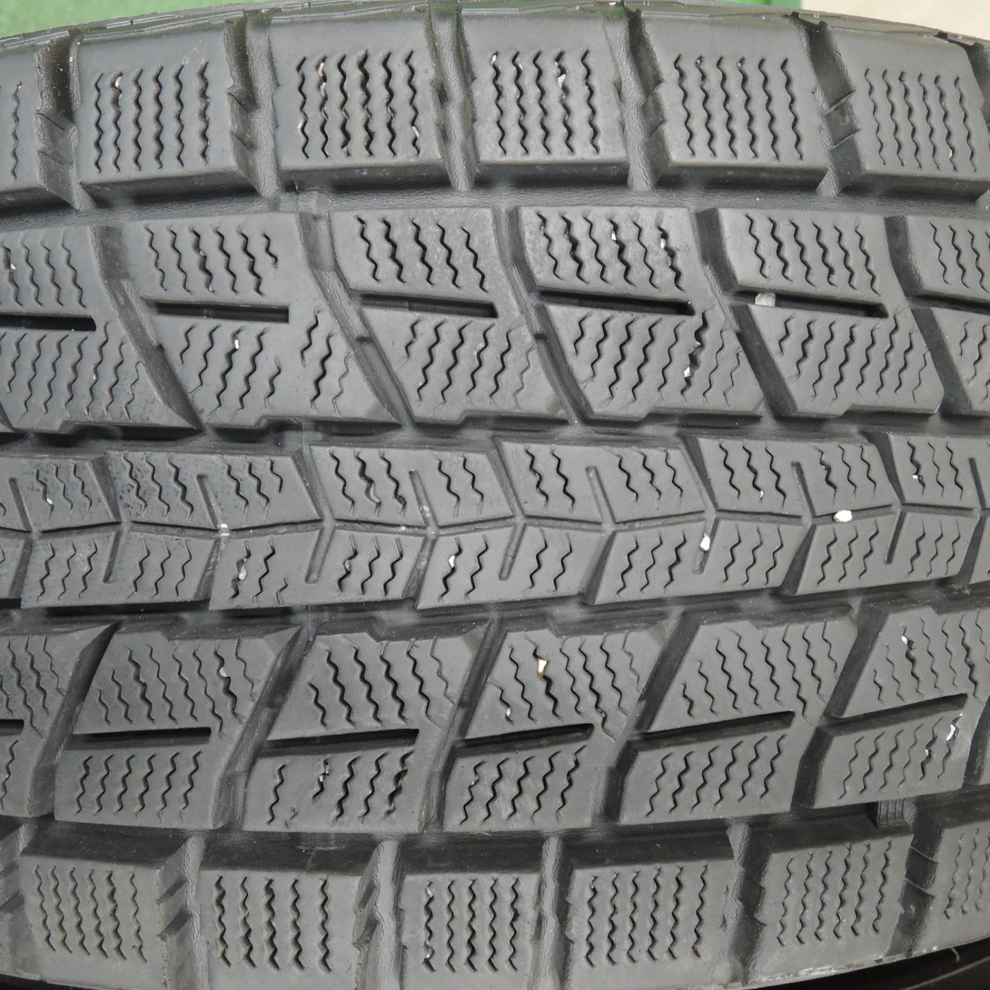 *送料無料* バリ溝！キレイ！9.5分★スタッドレス 225/55R18 ダンロップ ウインターマックス SJ8 RiZLEY ライツレー 18インチ PCD114.3/5H★4022202TNス