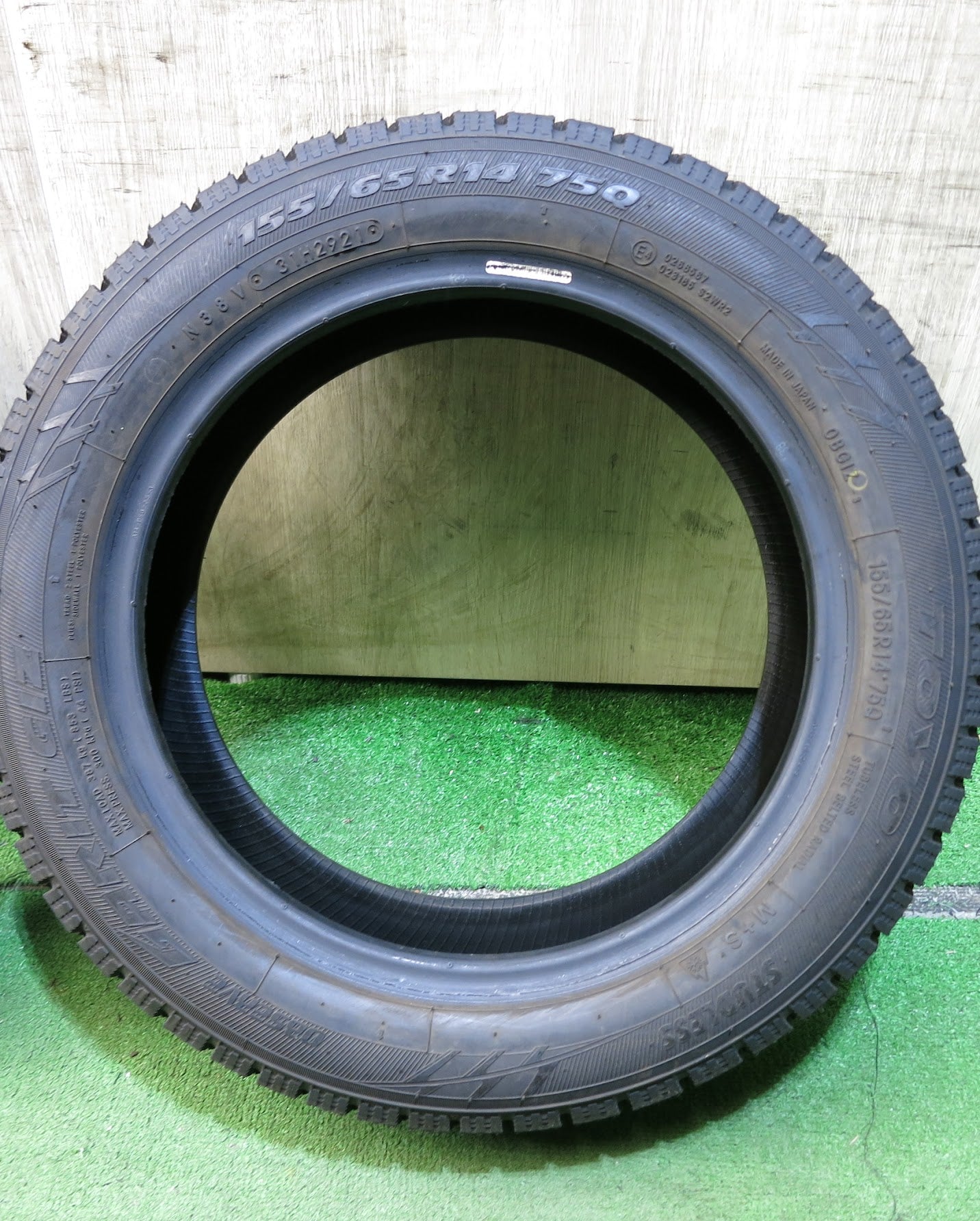[送料無料]バリ溝！21年！ほぼ10分★スタッドレス 155/65R14 トーヨー オブザーブ ガリット GIZ タイヤ 14インチ N-BOX N-ONE N-WGN 等★3032008Hスタ