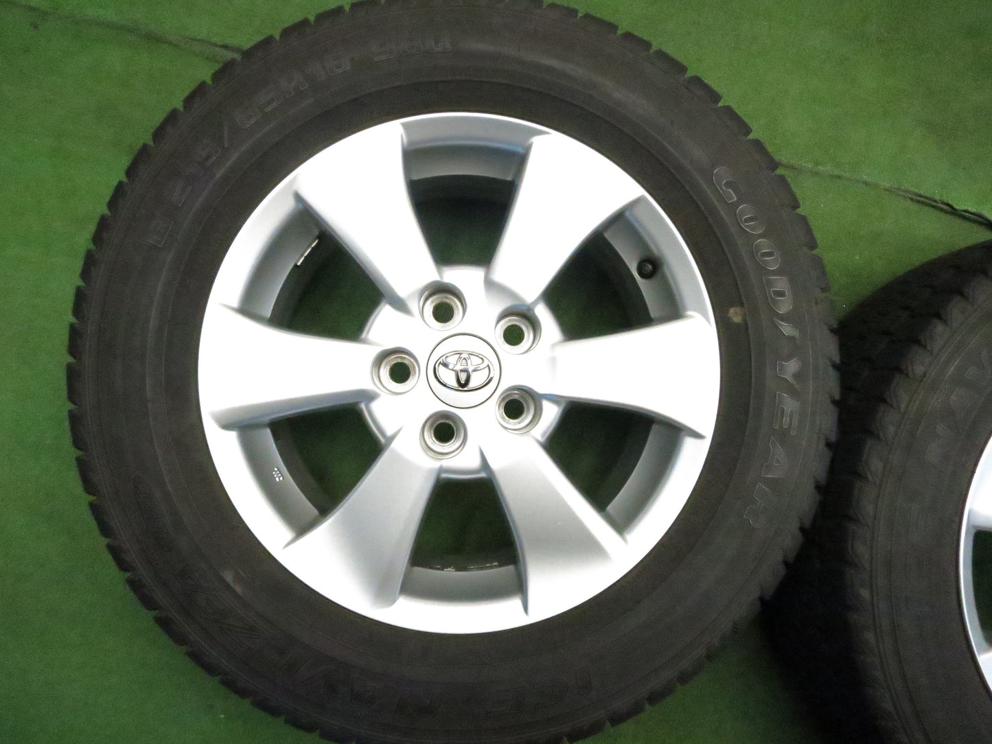 [送料無料]キレイ★トヨタ 20系 アルファード ヴェルファイア 純正 215/65R16 スタッドレス グッドイヤー アイスナビ ZEA 16インチ PCD114.3/5H★3020311Hス