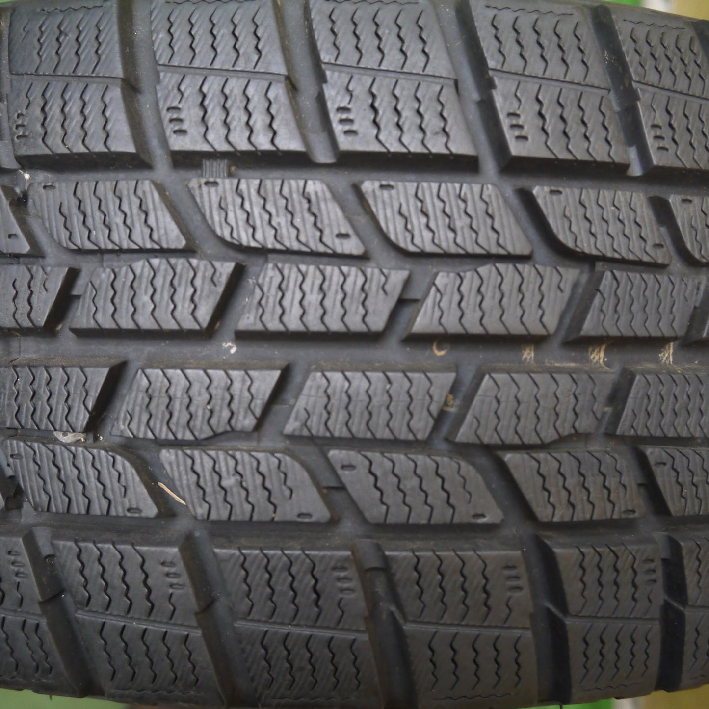 [送料無料]超バリ溝！19年！9.5分以上★トヨタ 30系 アルファード 純正 215/65R16 スタッドレス グッドイヤー アイスナビ6 16インチ PCD114.3/5H★3083004Hス