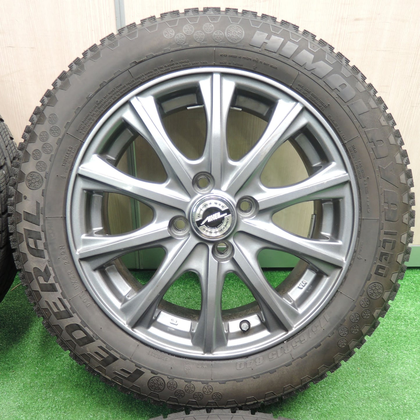 [送料無料]バリ溝！キレイ！9.5分★スタッドレス 175/65R15 フェデラル ヒマラヤ ICEO AXEL アクセル 15インチ PCD100/4H★3101913TNス