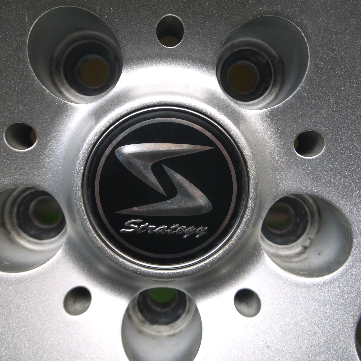 *送料無料*バリ溝！21年！キレイ！9.5分★スタッドレス 215/60R17 ナンカン WINTERSAF WS-1 Strategy ストラテジー 17インチ PCD114.3/5H★4011708Hス
