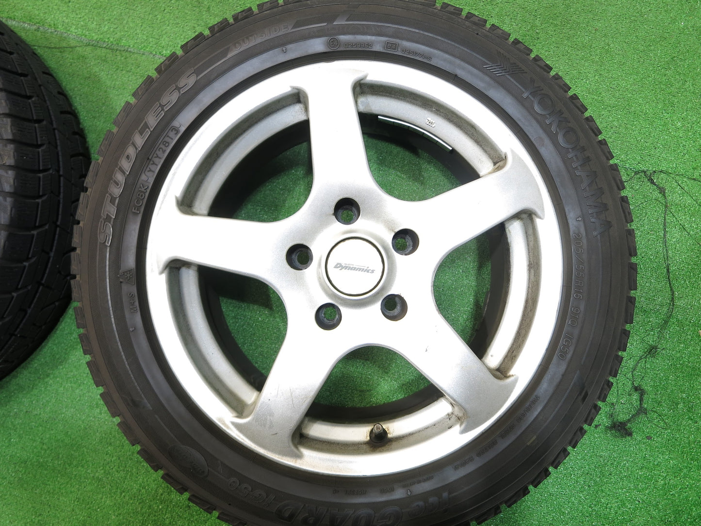 [送料無料]バリ溝！8.5分★BMW 等 205/55R16 スタッドレス ヨコハマ アイスガード iG50 team Dynamics チームダイナミクス 16インチ PCD120/5H★2091413Hス