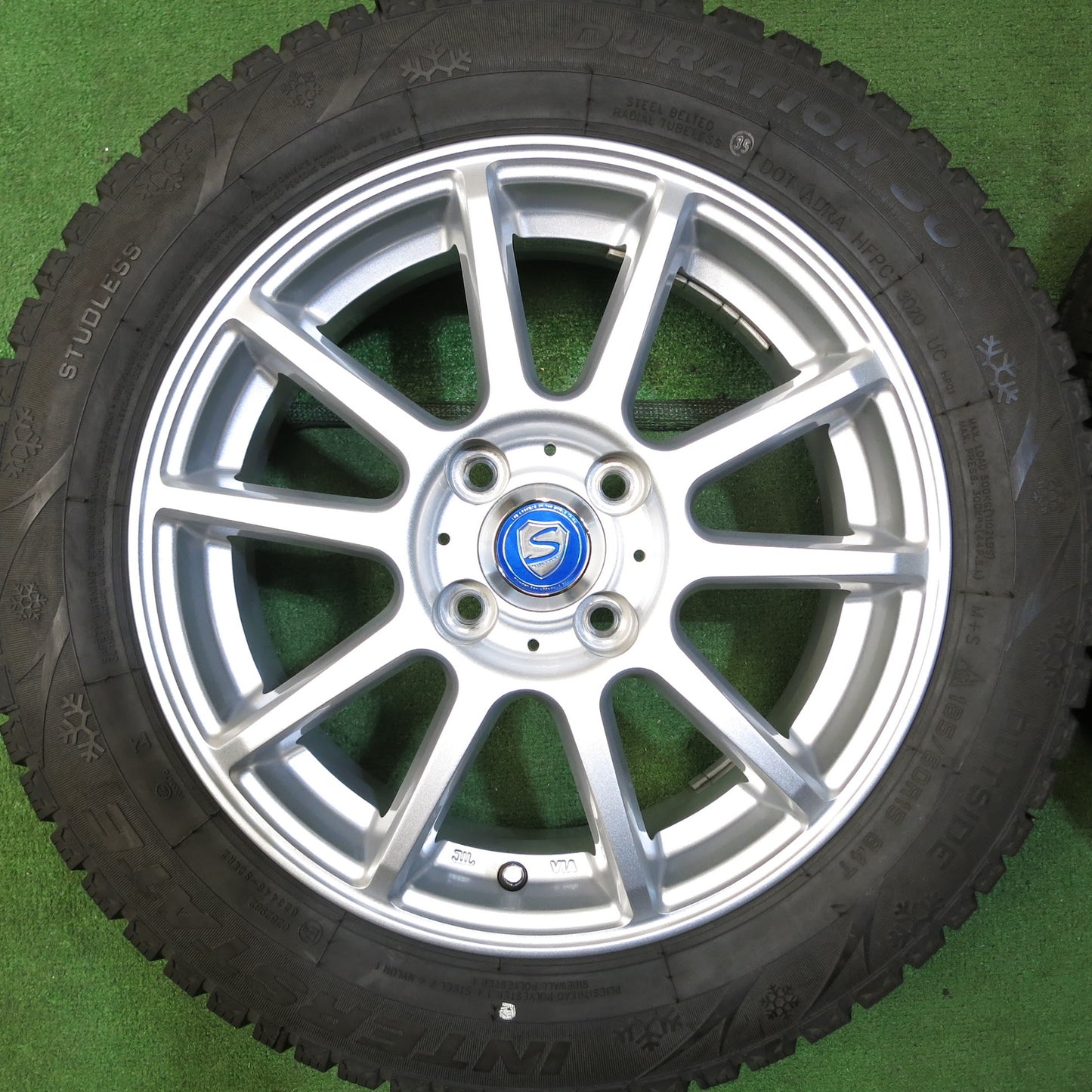 [送料無料]バリ溝！20年！キレイ！9.5分★スタッドレス 185/60R15 インターステート DURATION30 STRANGER ストレンジャー 15インチ PCD100/4H★3042805Hス